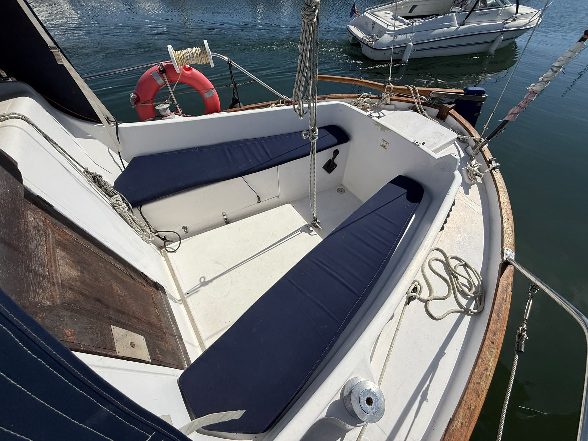 1977 Myabca Delfín 28 in vendita a El Masnou, ES Motorsailer 3
