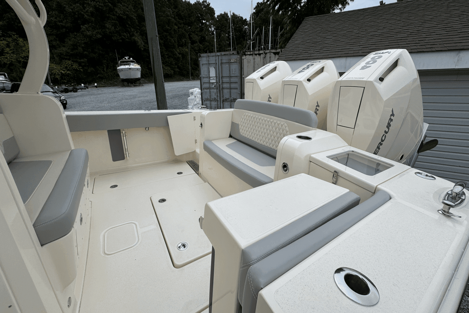 2025 Scout Boats 377LXF in vendita a Charleston, SC Center Console 2