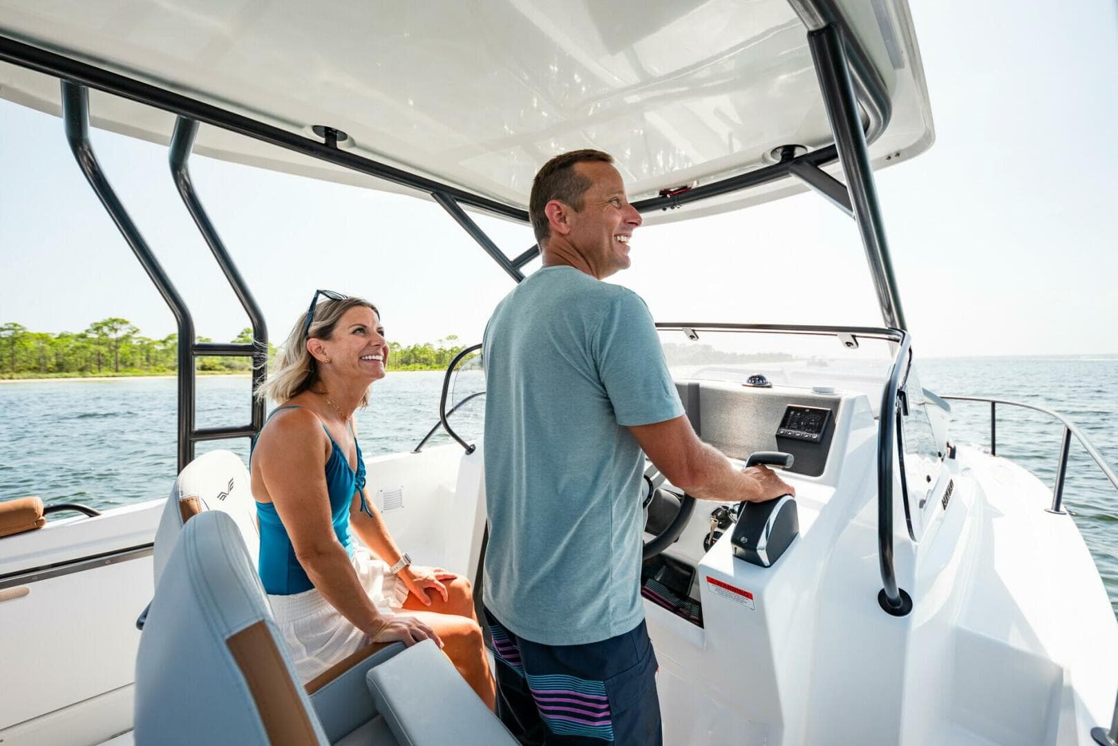 2027 Beneteau Flyer 8 SUNdeck for Sale in South Dartmouth, Massachusetts Center Console 4