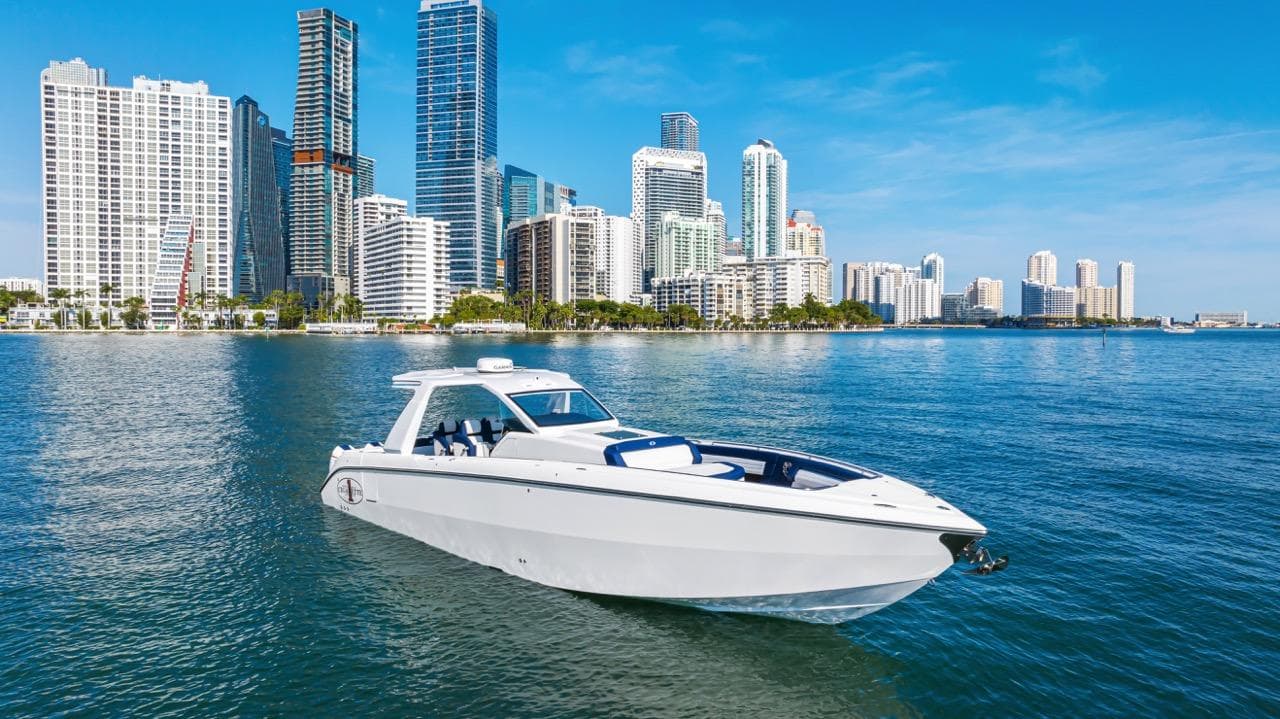 2023 Cigarette Racing 42' Auroris for Sale in Miami-Dade County, Florida Center Console 3