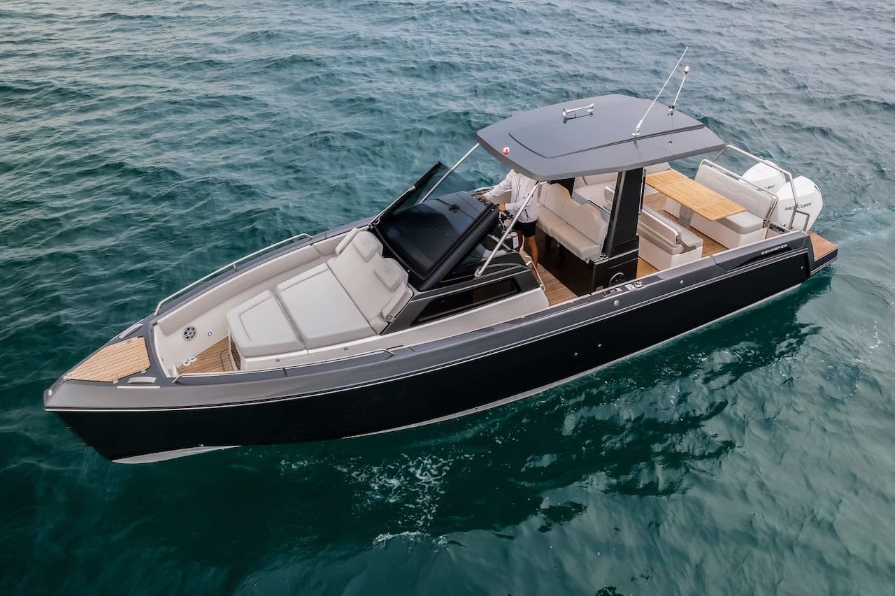 2024 Schaefer Yachts V33 for Sale in Fort Lauderdale, Florida Center Console 4