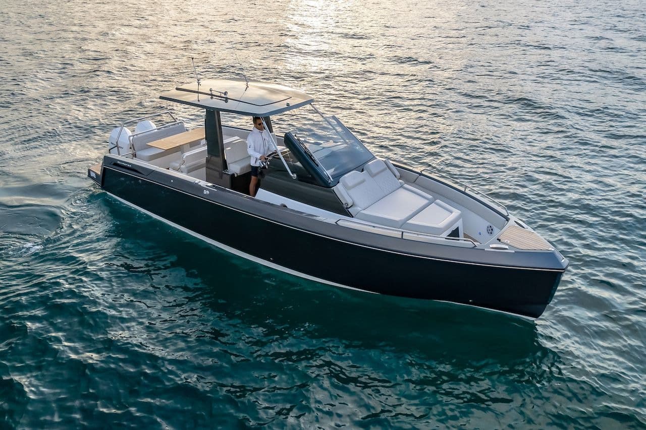 2024 Schaefer Yachts V33 for Sale in Fort Lauderdale, Florida Center Console 5