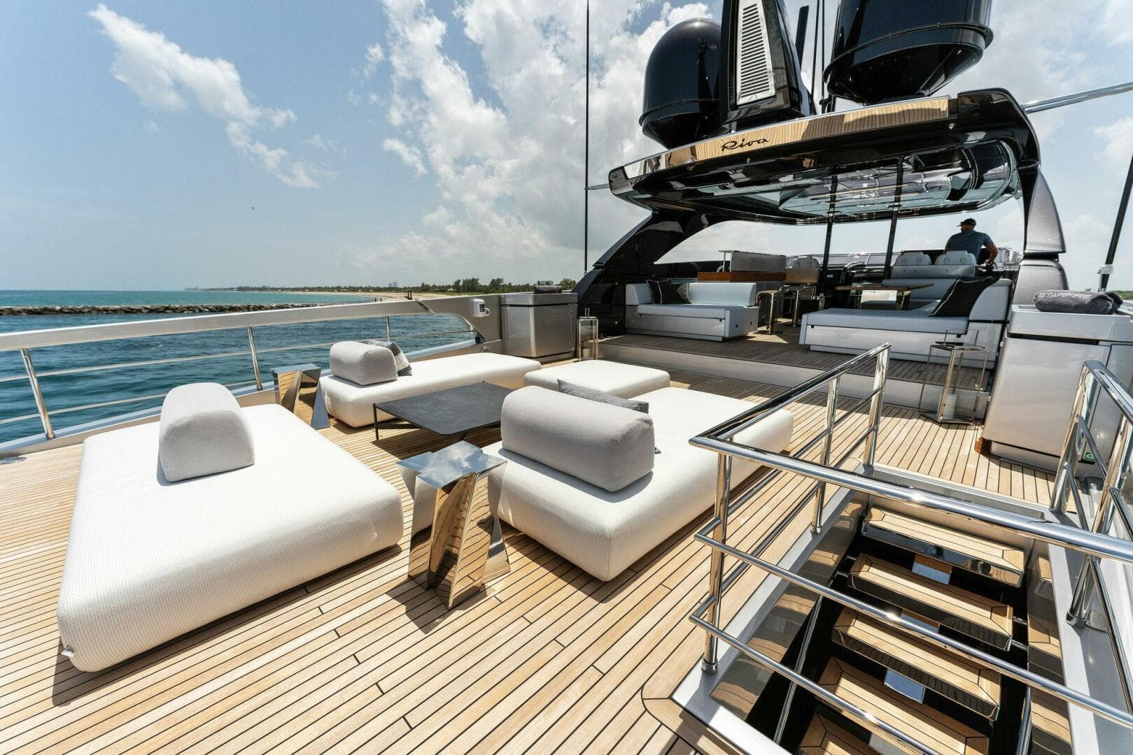 2023 Riva 110' Dolcevita zum Verkauf in Fort Lauderdale, Florida Flybridge 5