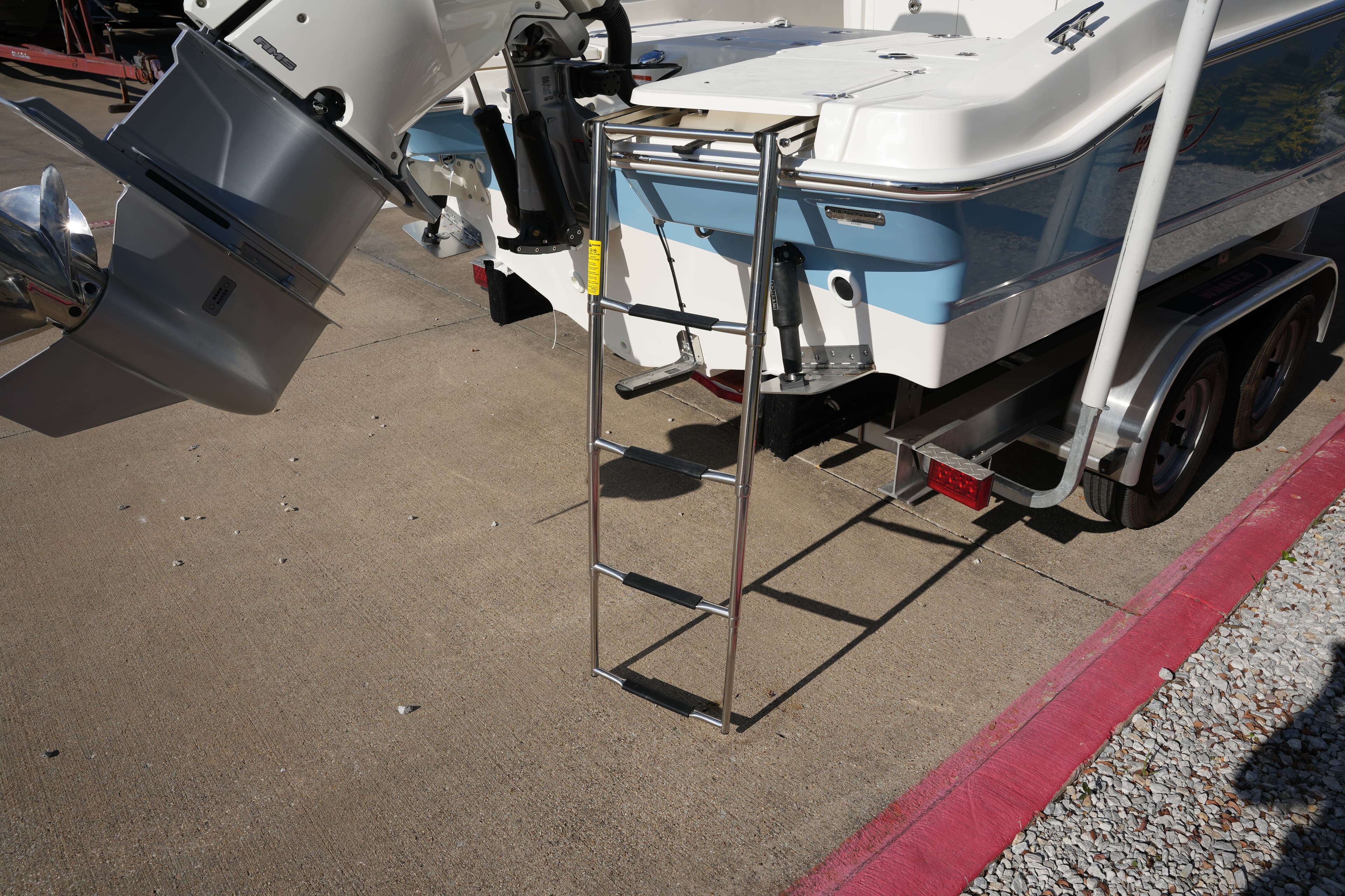 2026 Boston Whaler 250 Dauntless for Sale in Lewisville, TX Center Console 5
