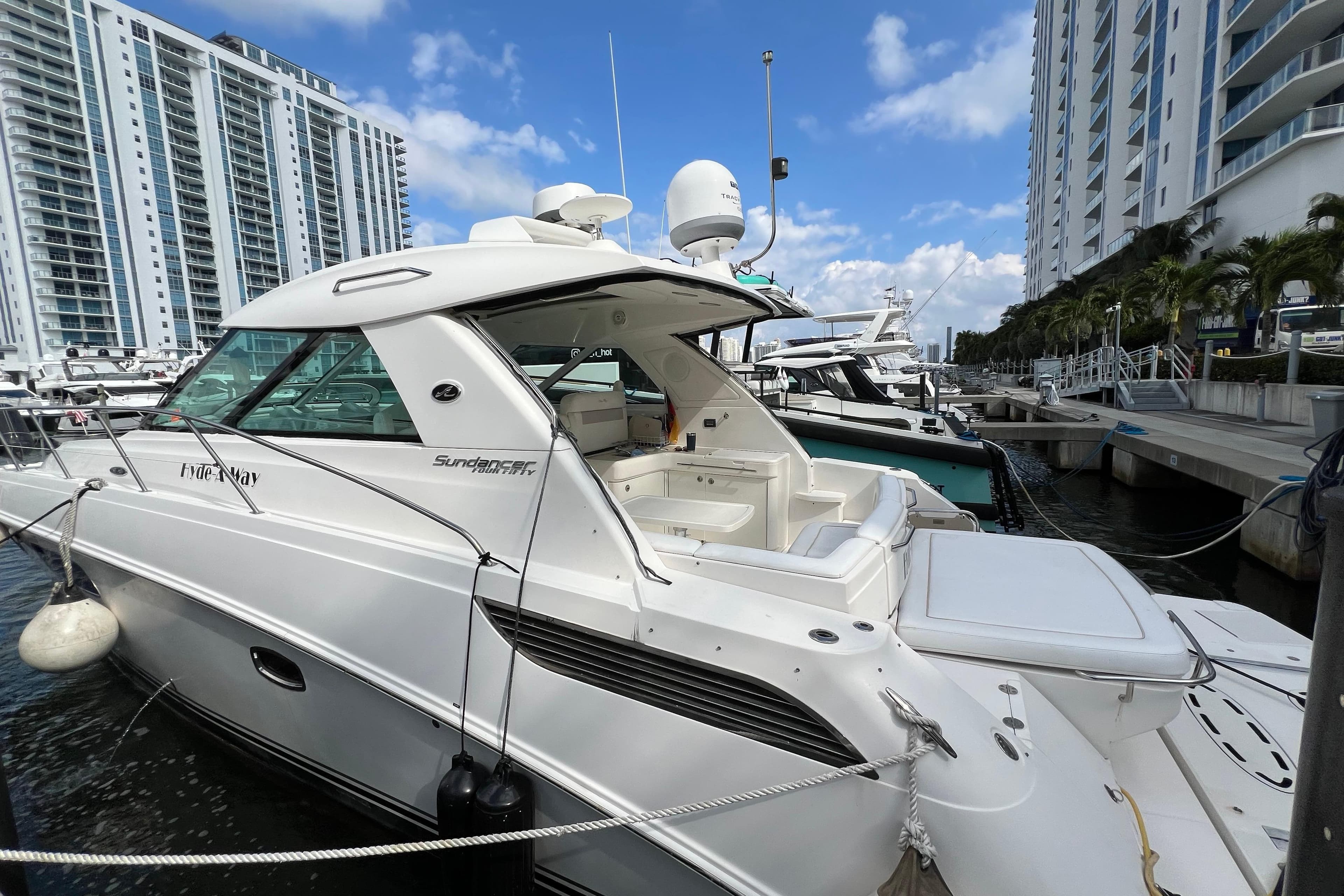 2010 Sea Ray 450 Sundancer in vendita a North Miami Beach, Florida Express Cruiser
