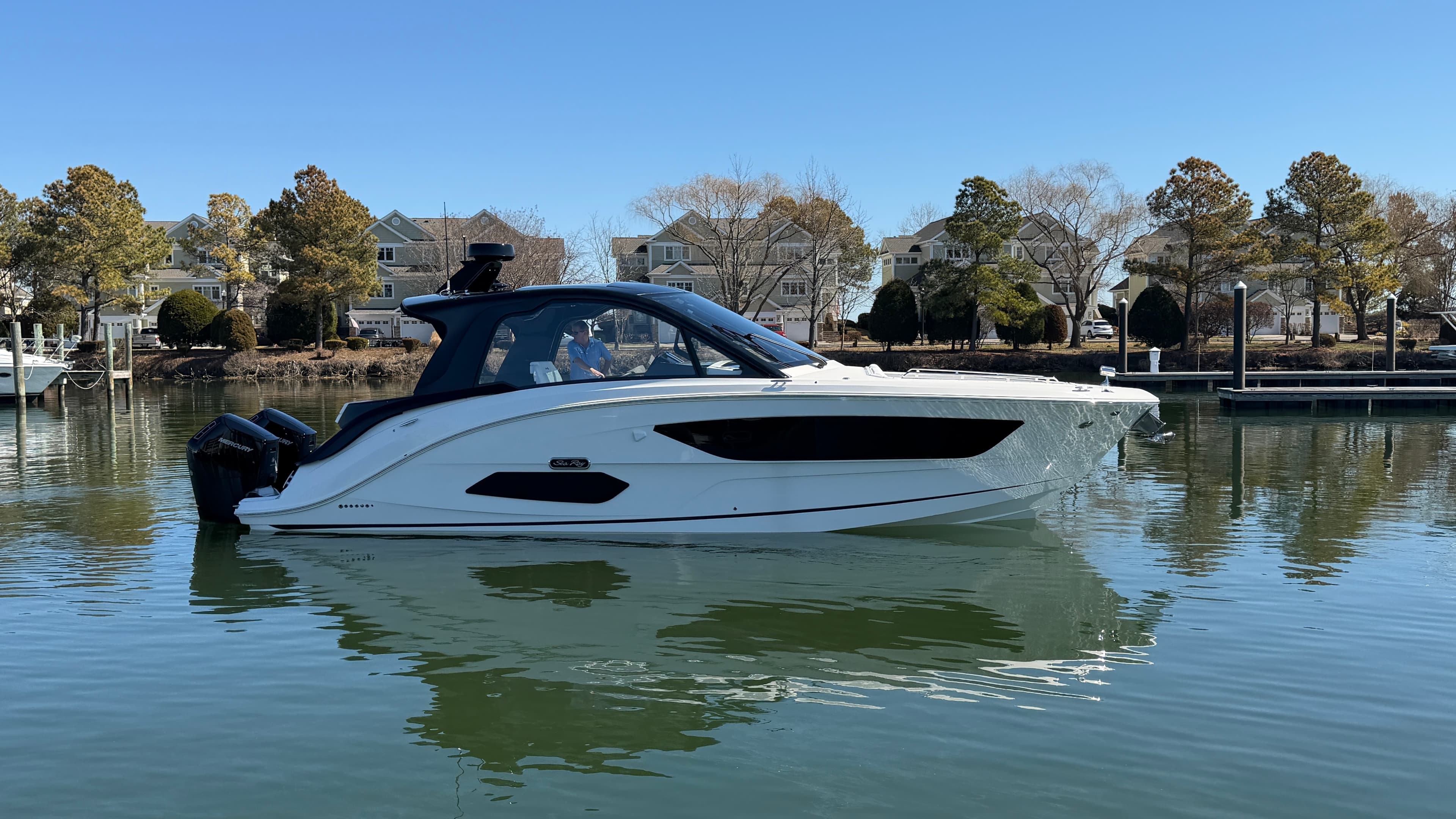 2026 Sea Ray Sundancer 370 Outboard for Sale in Grasonville, MD Bowrider