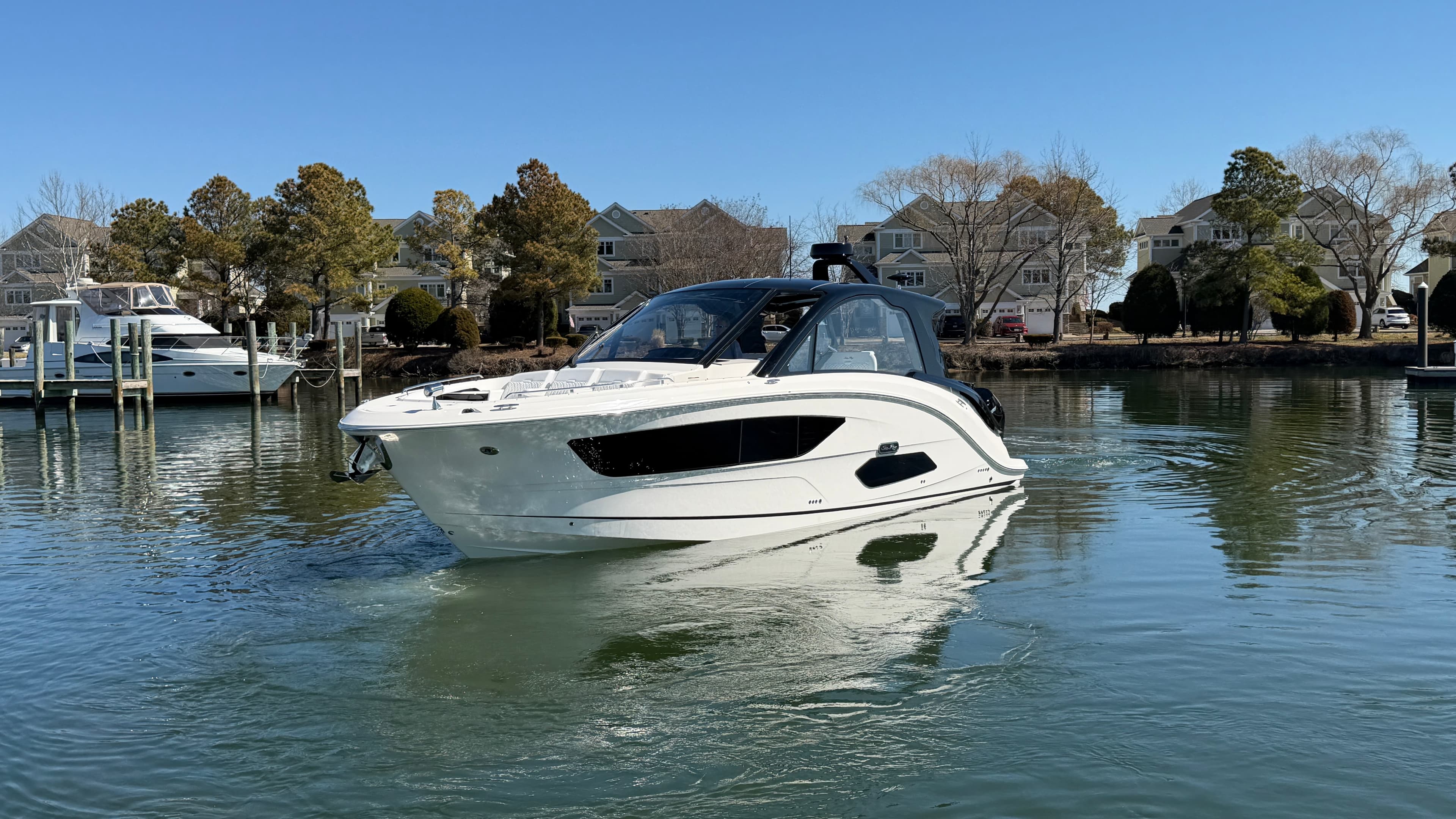 2026 Sea Ray Sundancer 370 Outboard for Sale in Grasonville, MD Bowrider 4