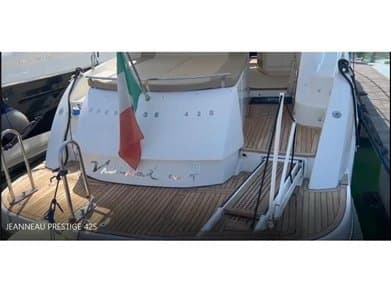 2008 Jeanneau Prestige 42 S for Sale in Province of Ancona, IT Flybridge 3