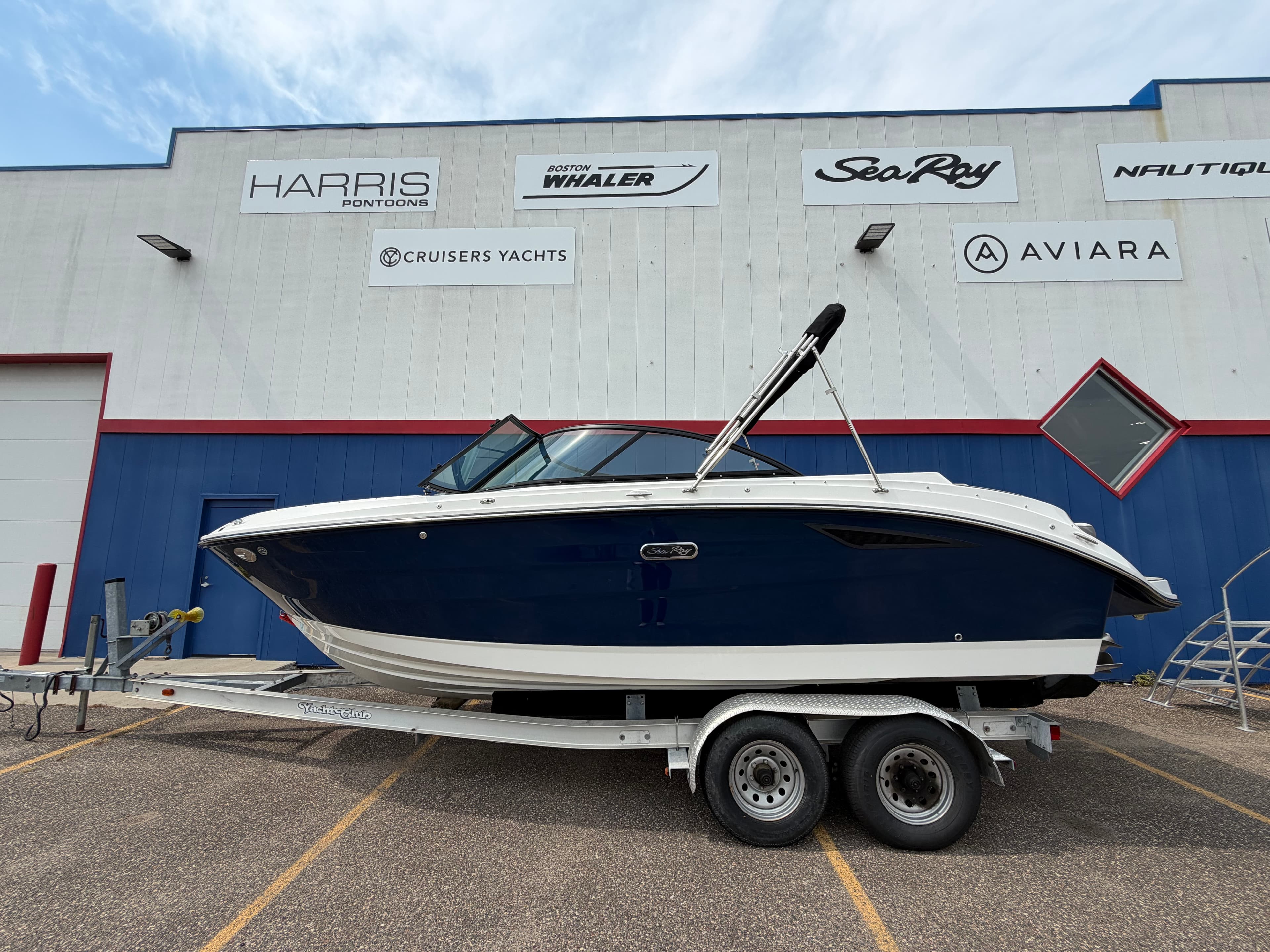 2026 Sea Ray SDX 230 zum Verkauf in Rogers, MN Bowrider