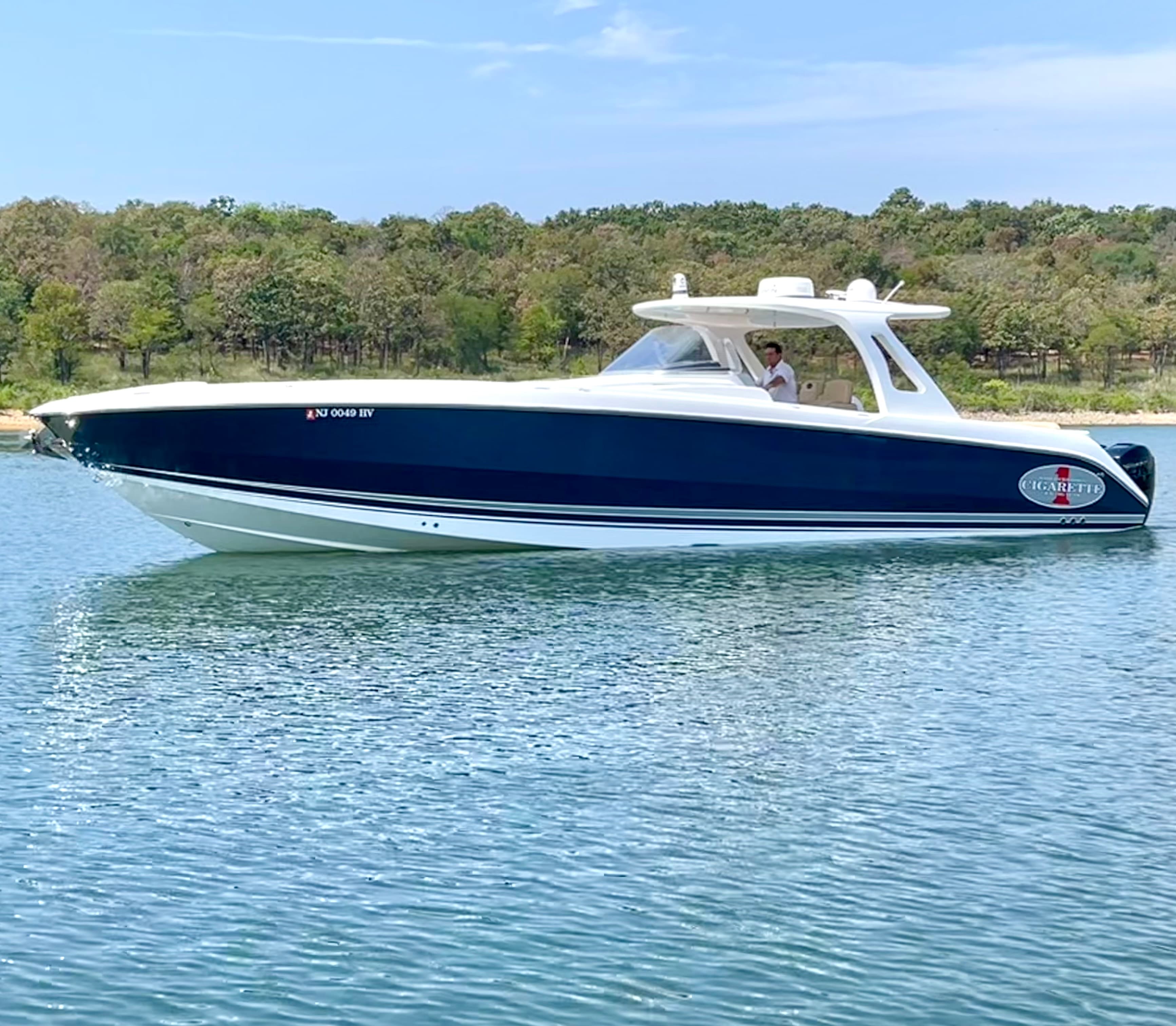 2016 Cigarette Racing 42 Huntress a la venta en Cherokee County, Oklahoma High Performance