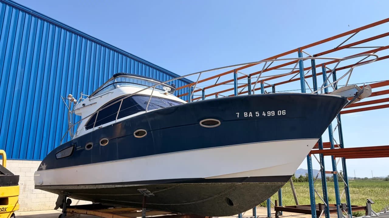 2006 Beneteau Antares 12 for Sale in Viladamat, ES Flybridge 2