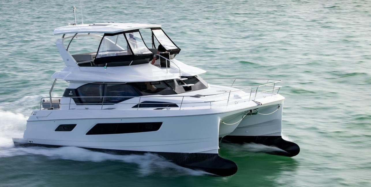 Aquila 44 Yacht for Sale
