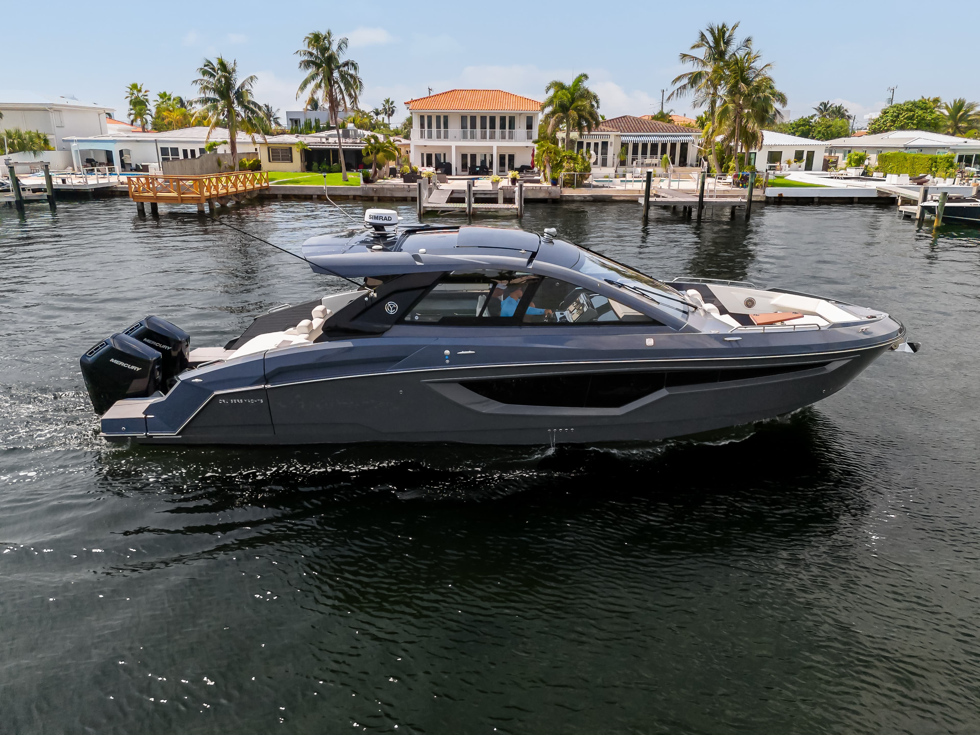 2023 Cruisers Yachts 42 GLS OB for Sale in Jersey City, New Jersey Bowrider 2