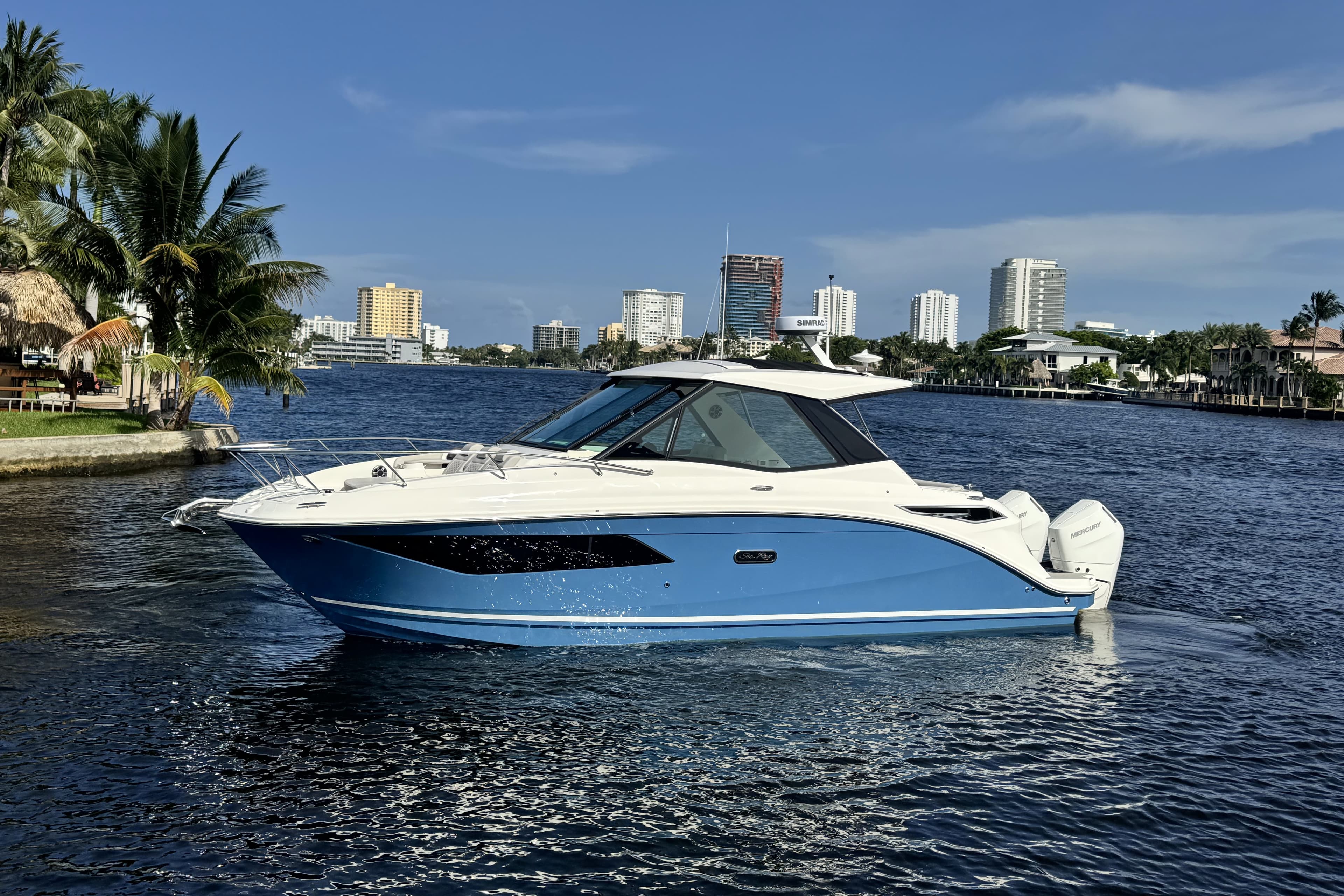 2027 Sea Ray Sundancer 320 Outboard for Sale in Pompano Beach, Florida Express Cruiser 2