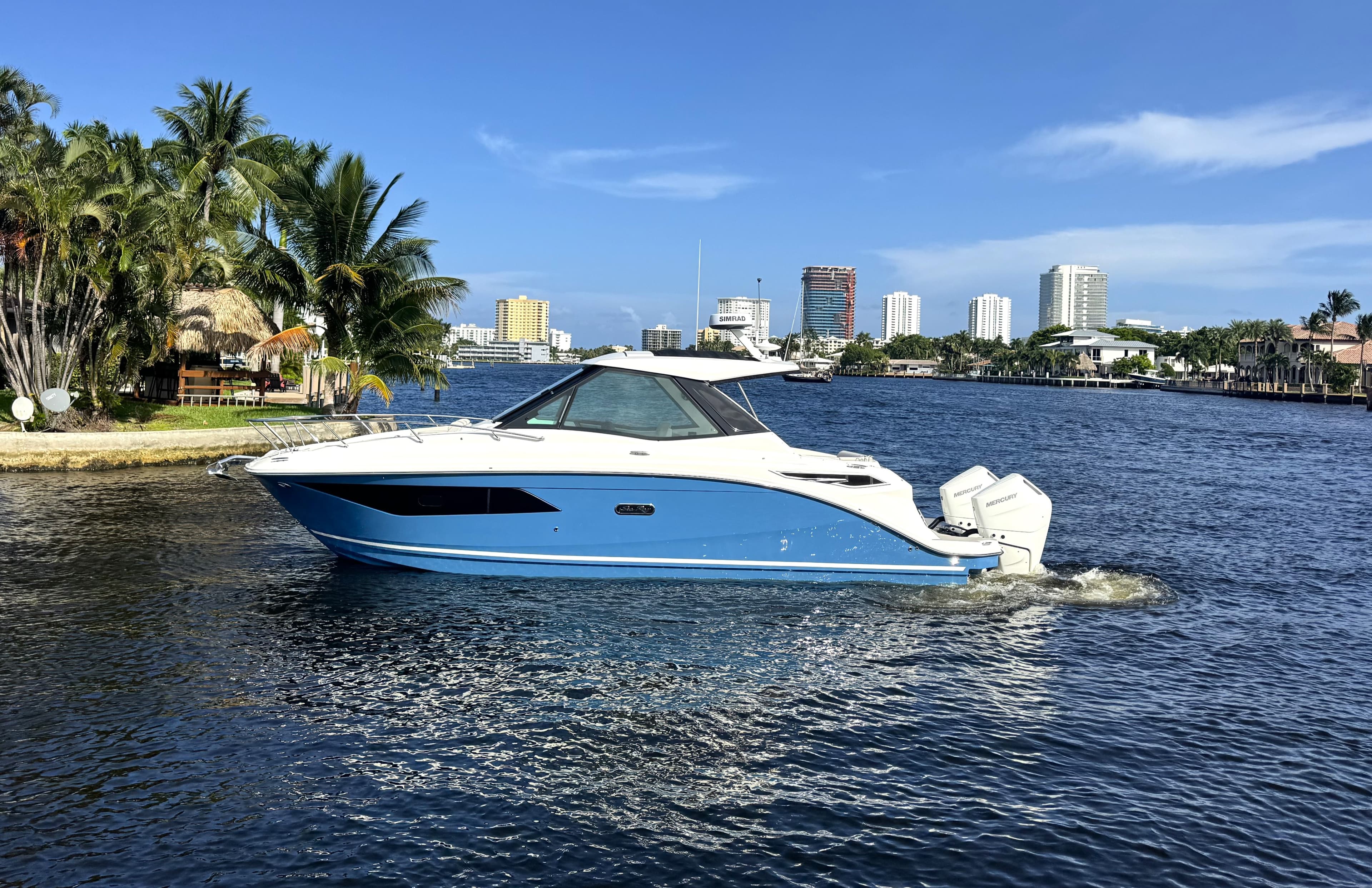 2027 Sea Ray Sundancer 320 Outboard for Sale in Pompano Beach, Florida Express Cruiser