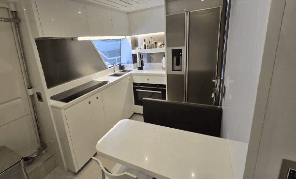 2020 Ferretti Yachts Navetta 30 te koop in Bodrum, TR Motor Yacht 3