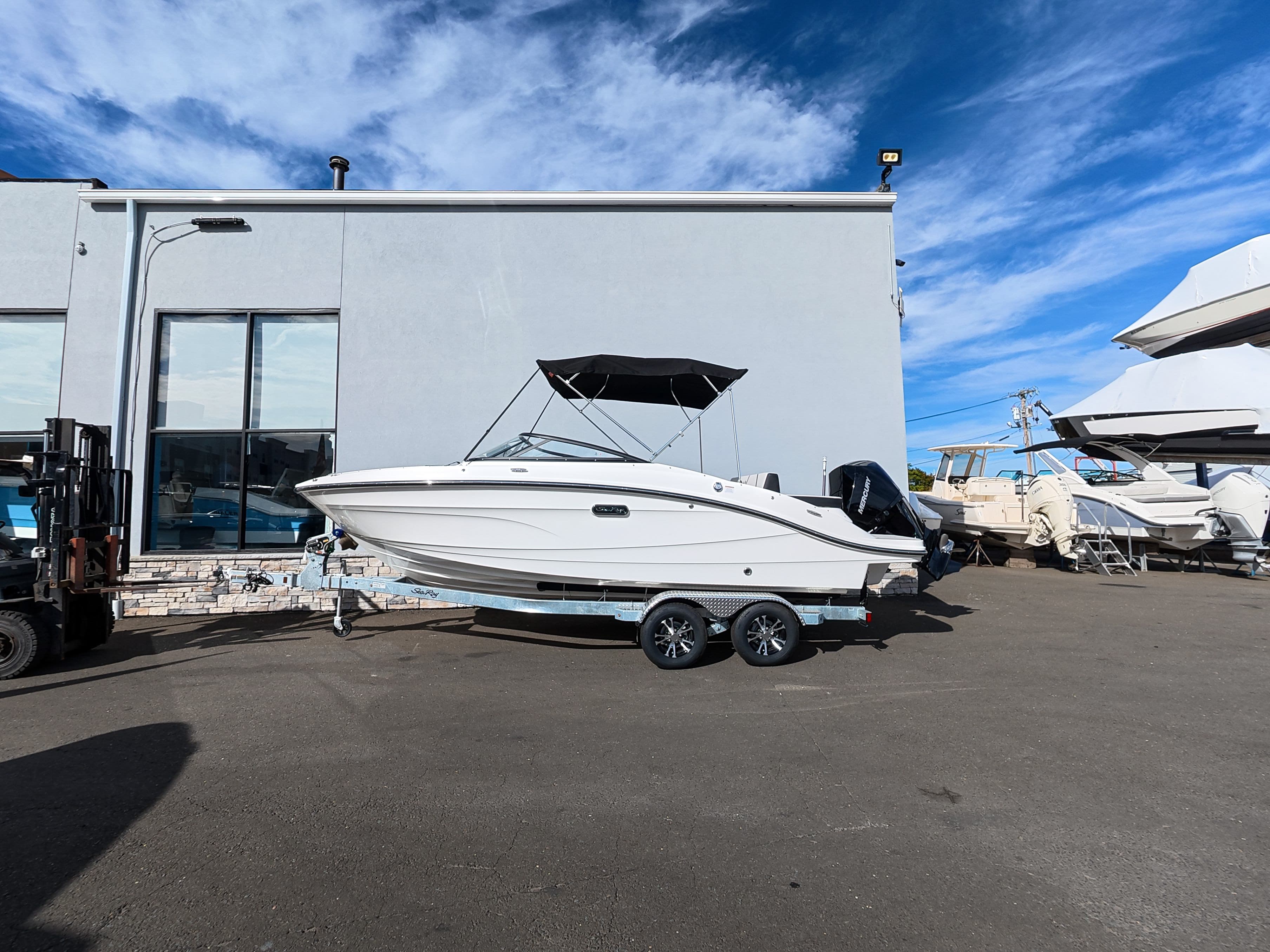 2027 Sea Ray SPX 210 Outboard for Sale in Norwalk, Connecticut Bowrider 4