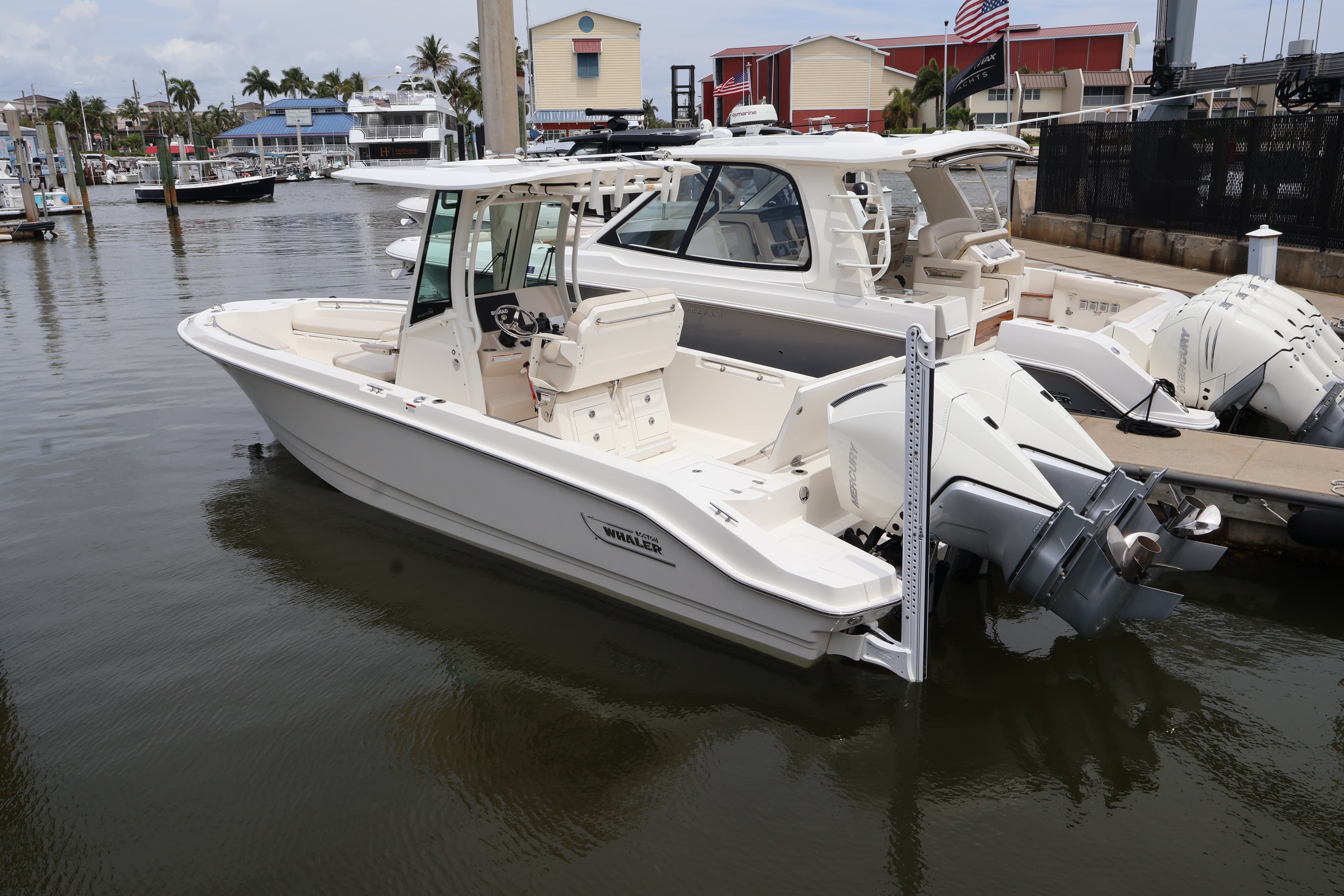 2023 Boston Whaler 280 Dauntless in vendita a Naples, Florida Center Console 2