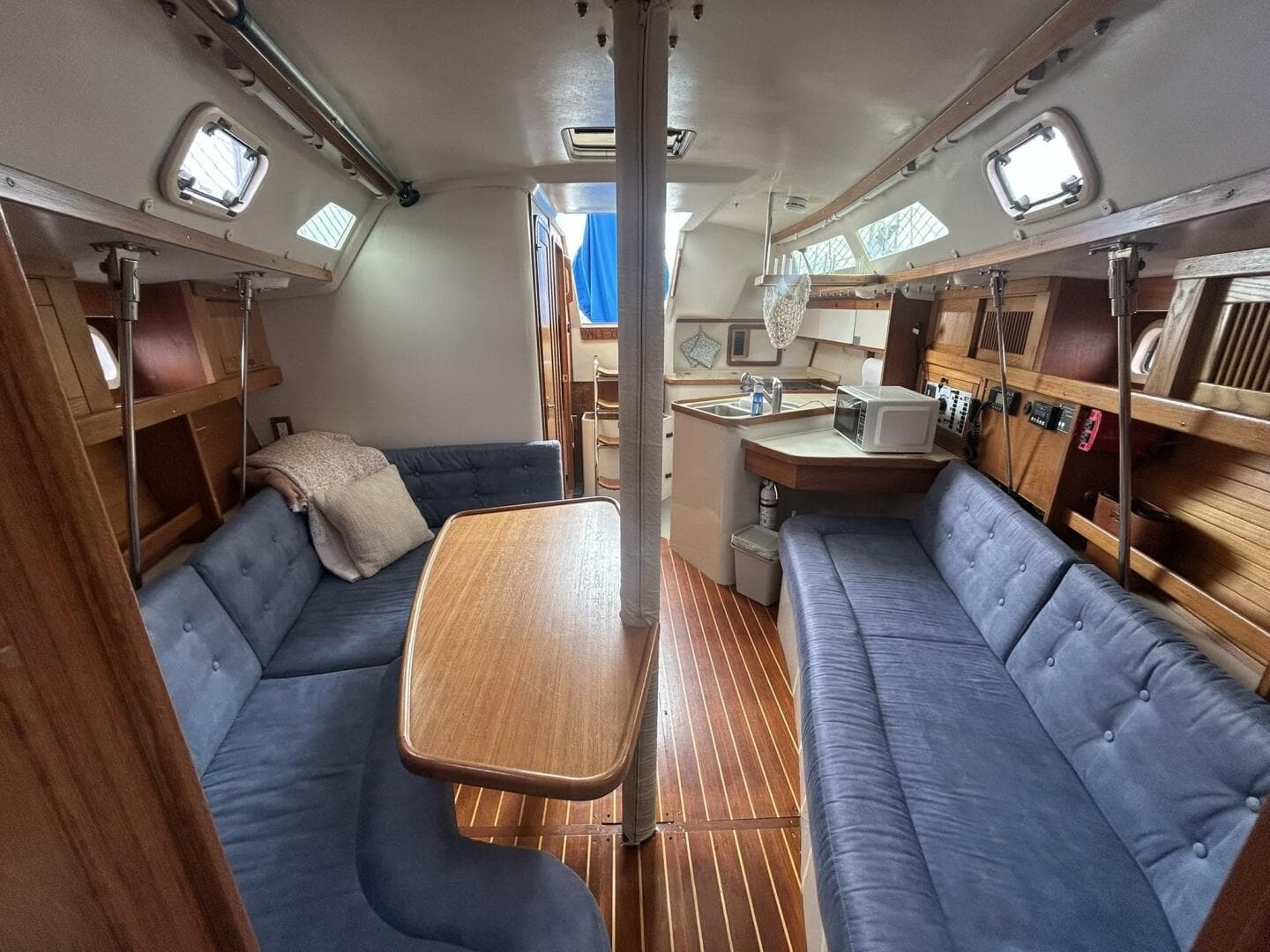 1995 Catalina Yachts 320 à vendre à Baltimore, Maryland Sloop 4