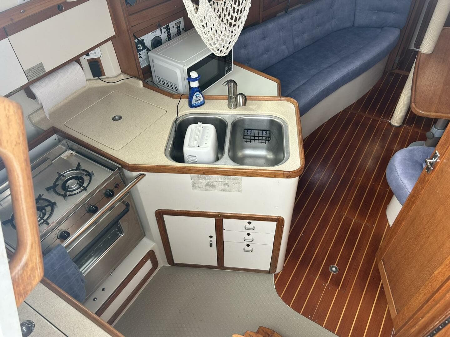 1995 Catalina Yachts 320 à vendre à Baltimore, Maryland Sloop 5