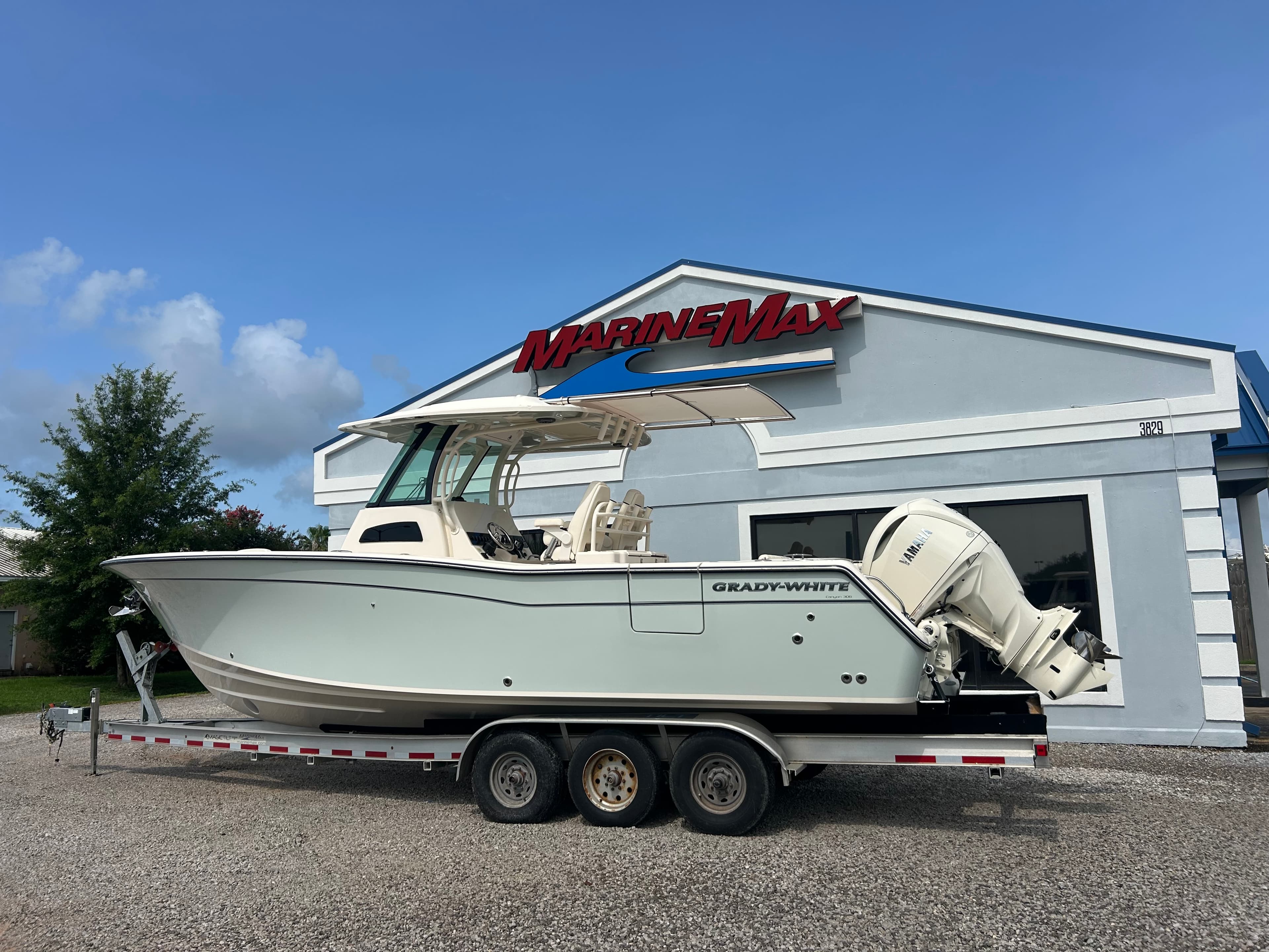 2026 Grady-White Boats Canyon 306 for Sale in Gulf Shores, AL Center Console 5