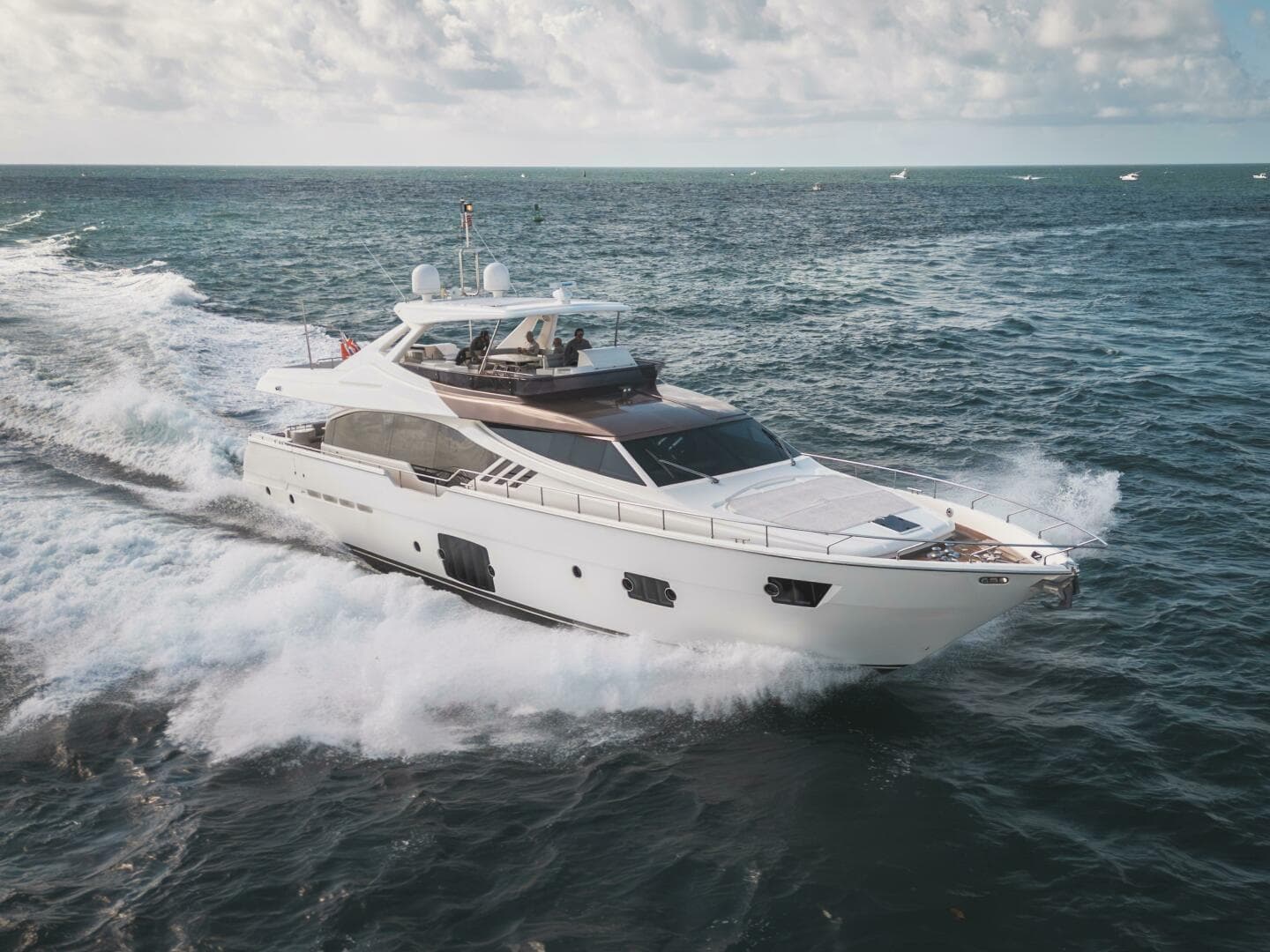 Ferretti Yachts 870 te koop