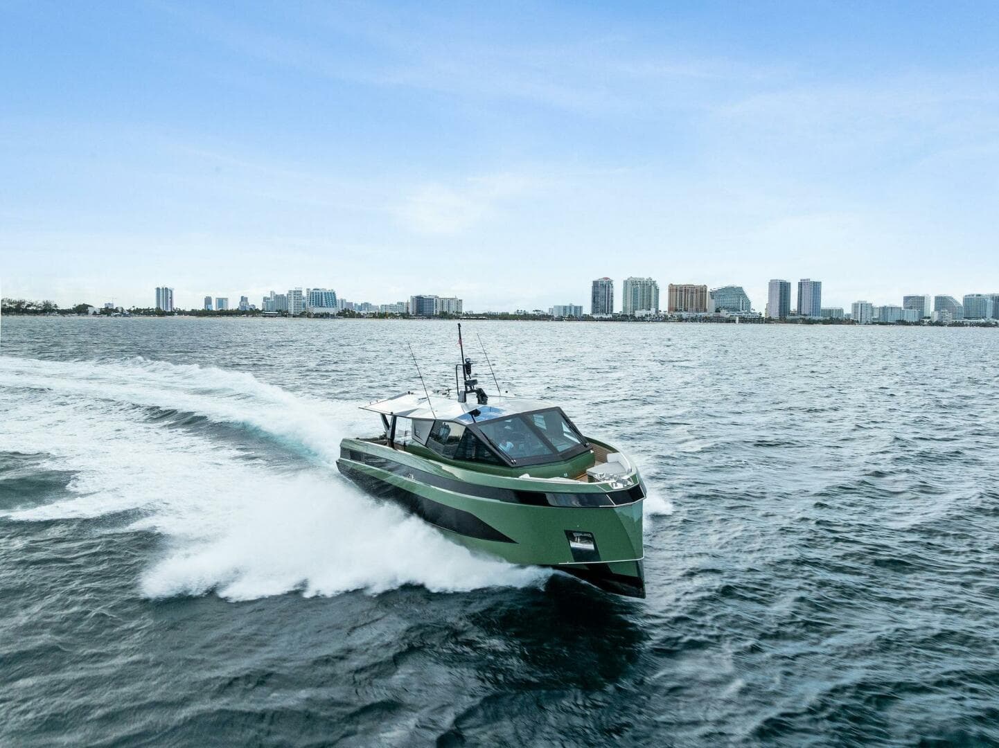 2025 Wally Wallywhy100 zum Verkauf in Fort Lauderdale, Florida Cruiser 3
