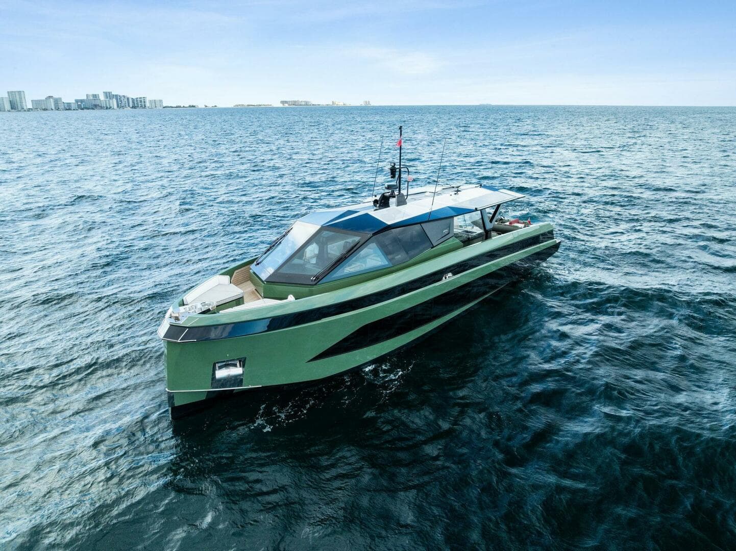 2025 Wally Wallywhy100 zum Verkauf in Fort Lauderdale, Florida Cruiser 5