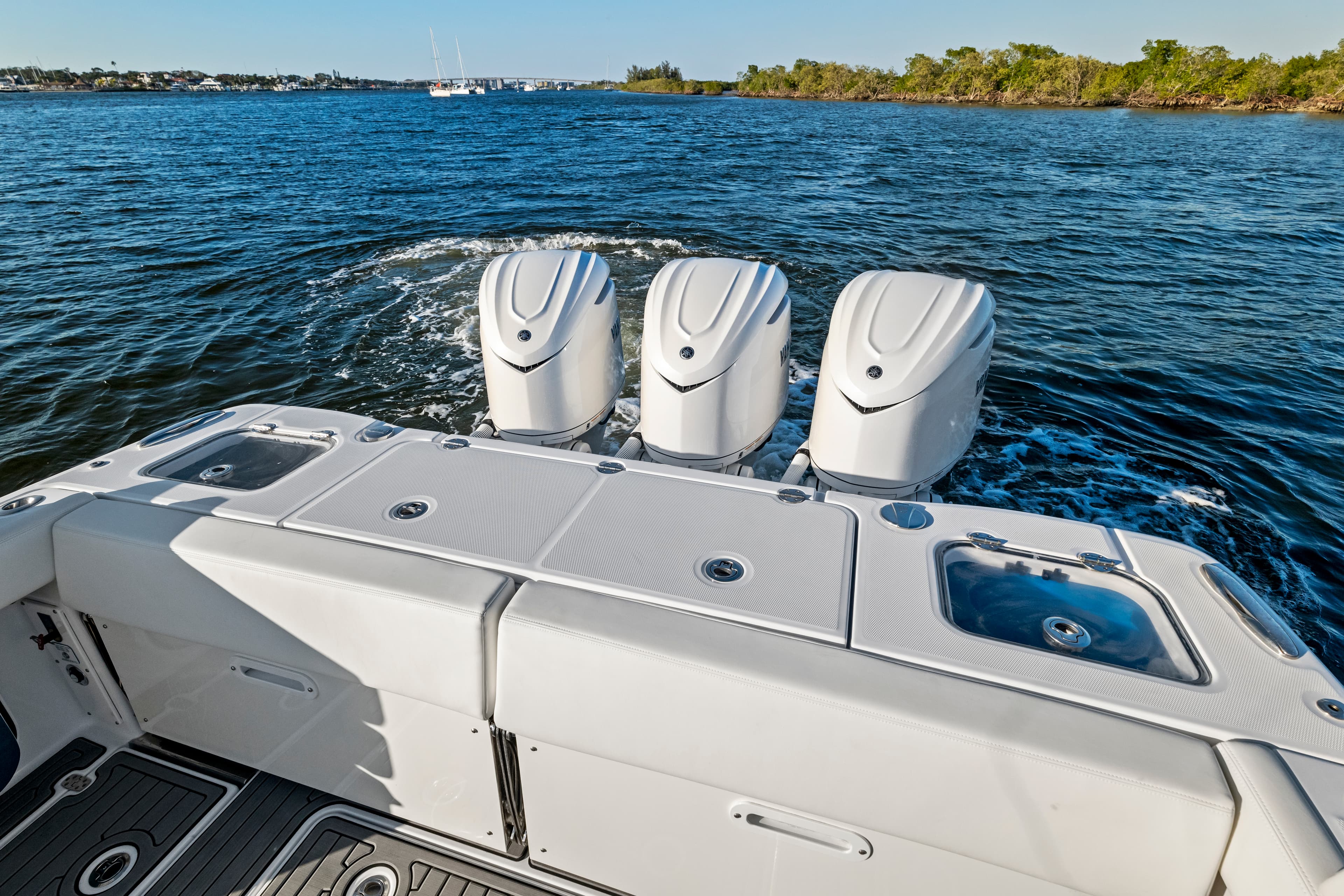 2026 Everglades Boats 375CC zum Verkauf in Wrightsville Beach, North Carolina Center Console 5