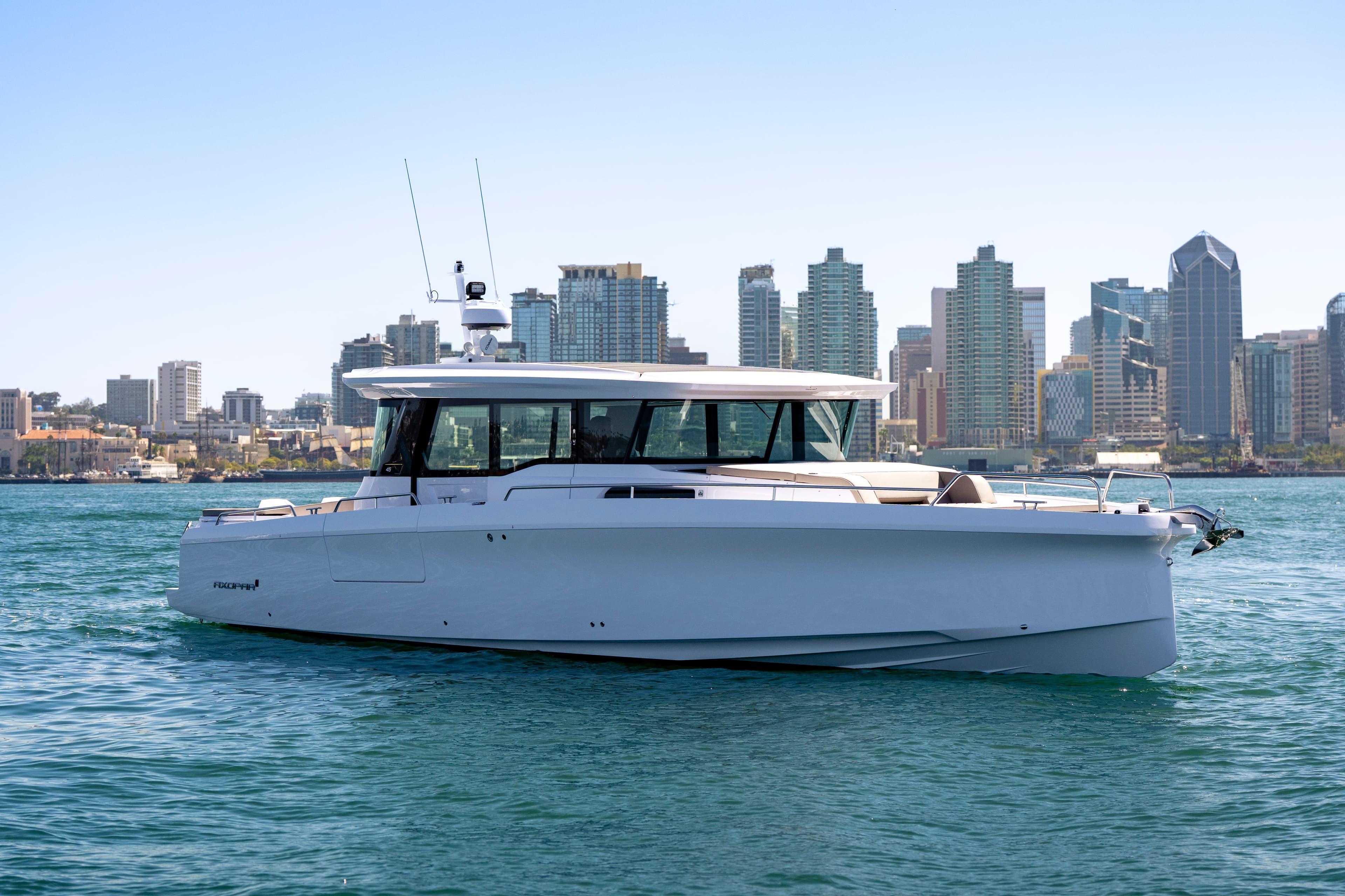 2026 Axopar 45 XC Cross Cabin for Sale in Sausalito, California Motor Yacht 5
