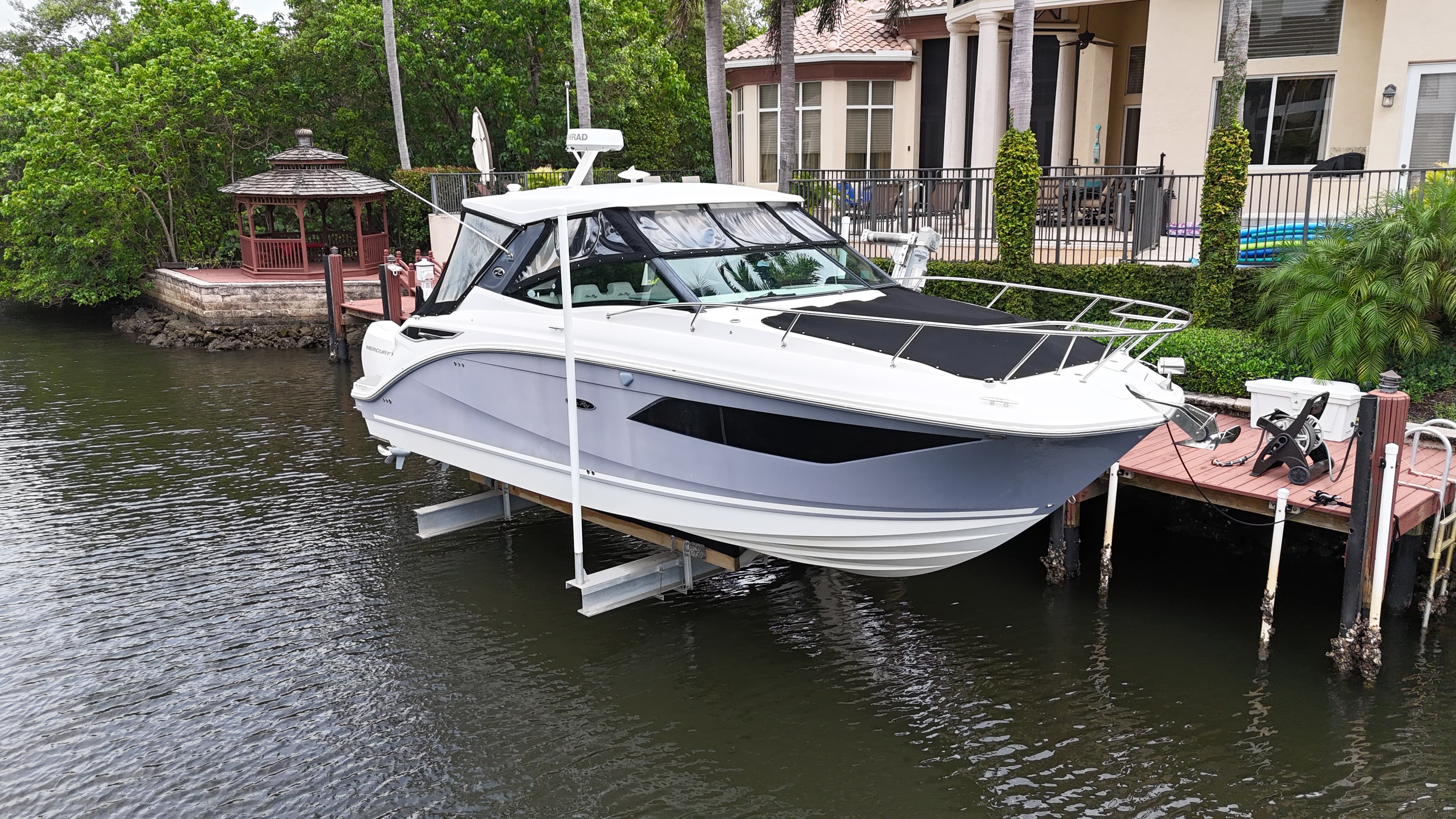 2022 Sea Ray Sundancer 320 Outboard zum Verkauf in Ocean Ridge Florida, FL Express Cruiser