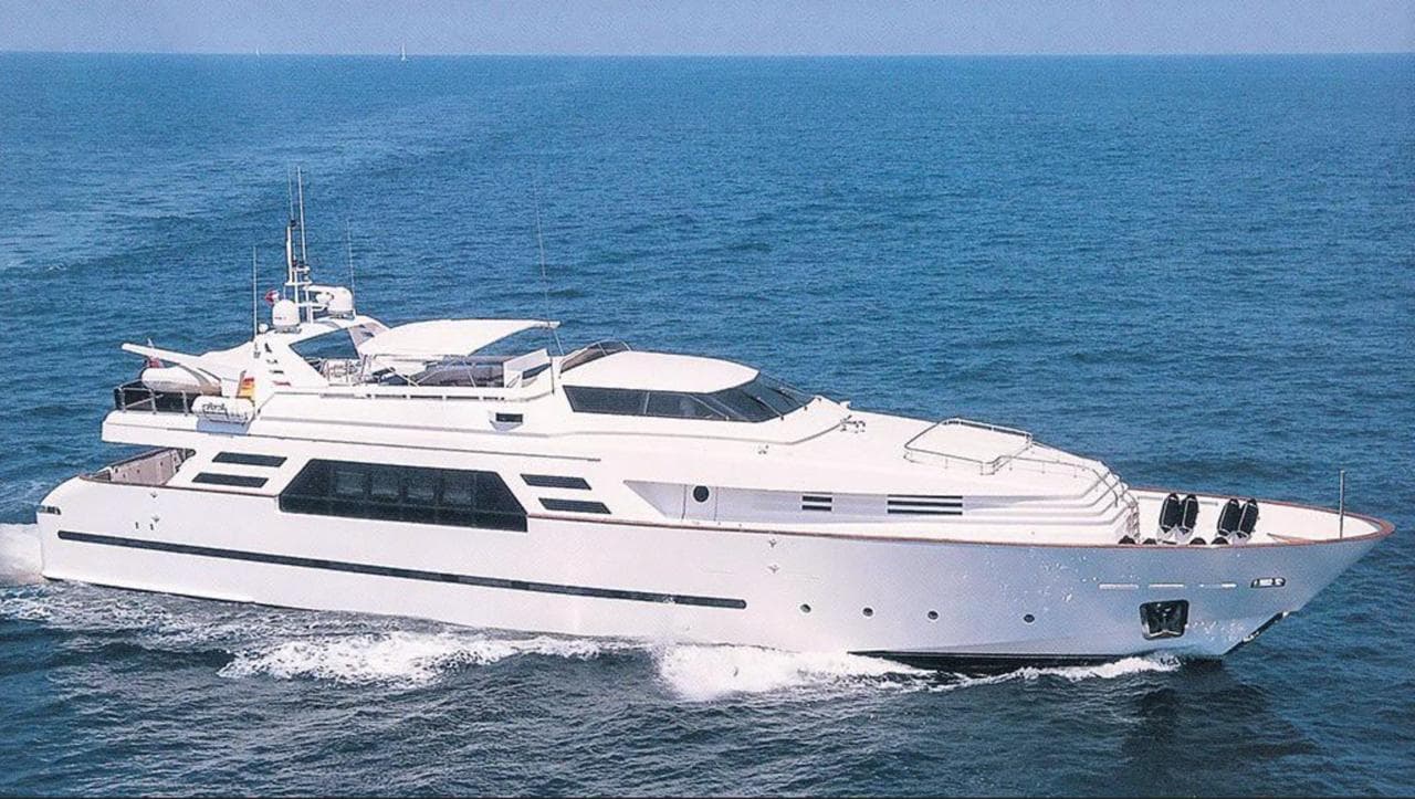 1996 Greenbay Marine 35 m displacement for Sale in Alicante, ES Explorer Yachts
