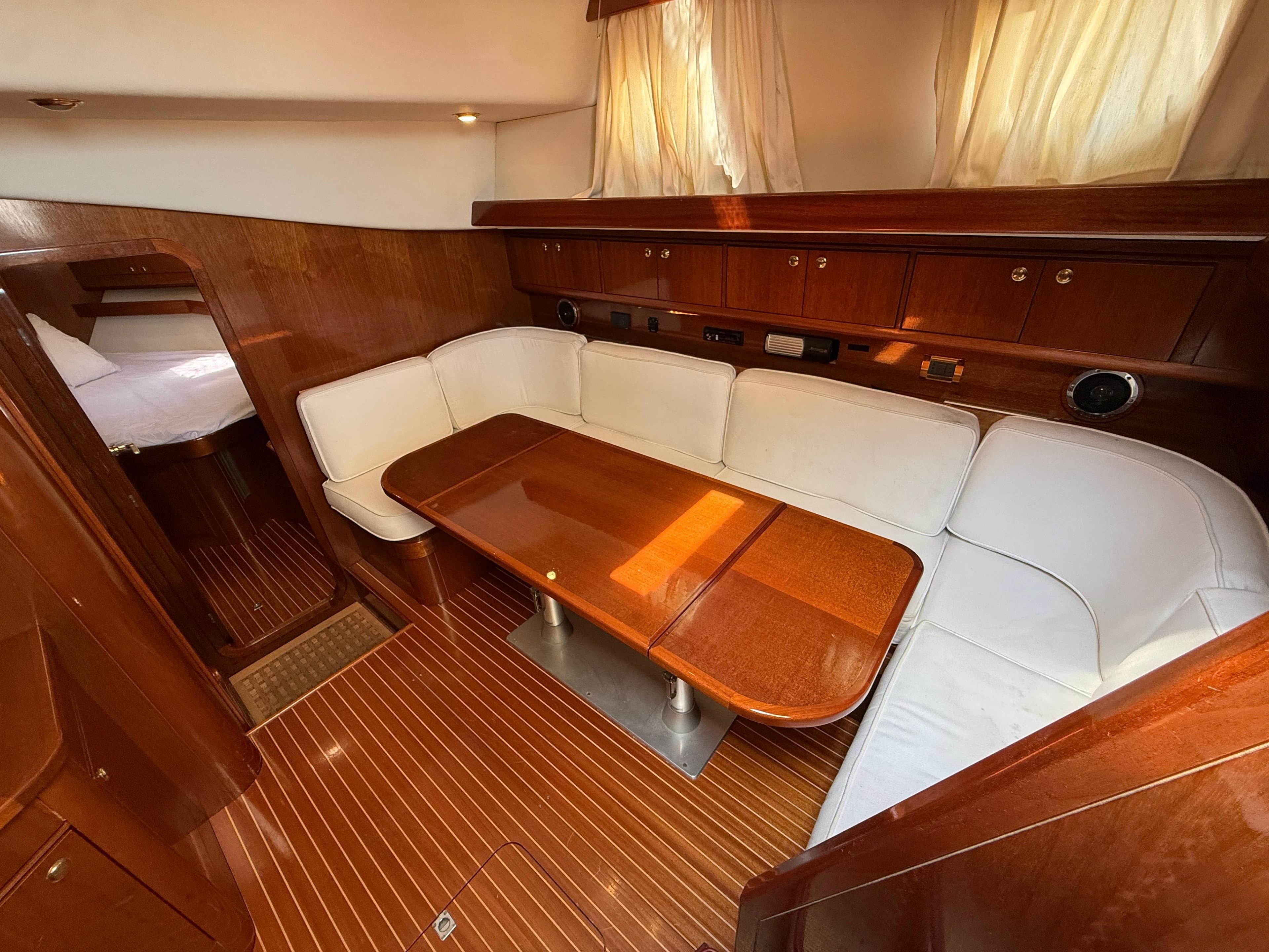 1999 Apreamare 12 Semi Cabinato a la venta en El Masnou, ES Motor Yacht 3