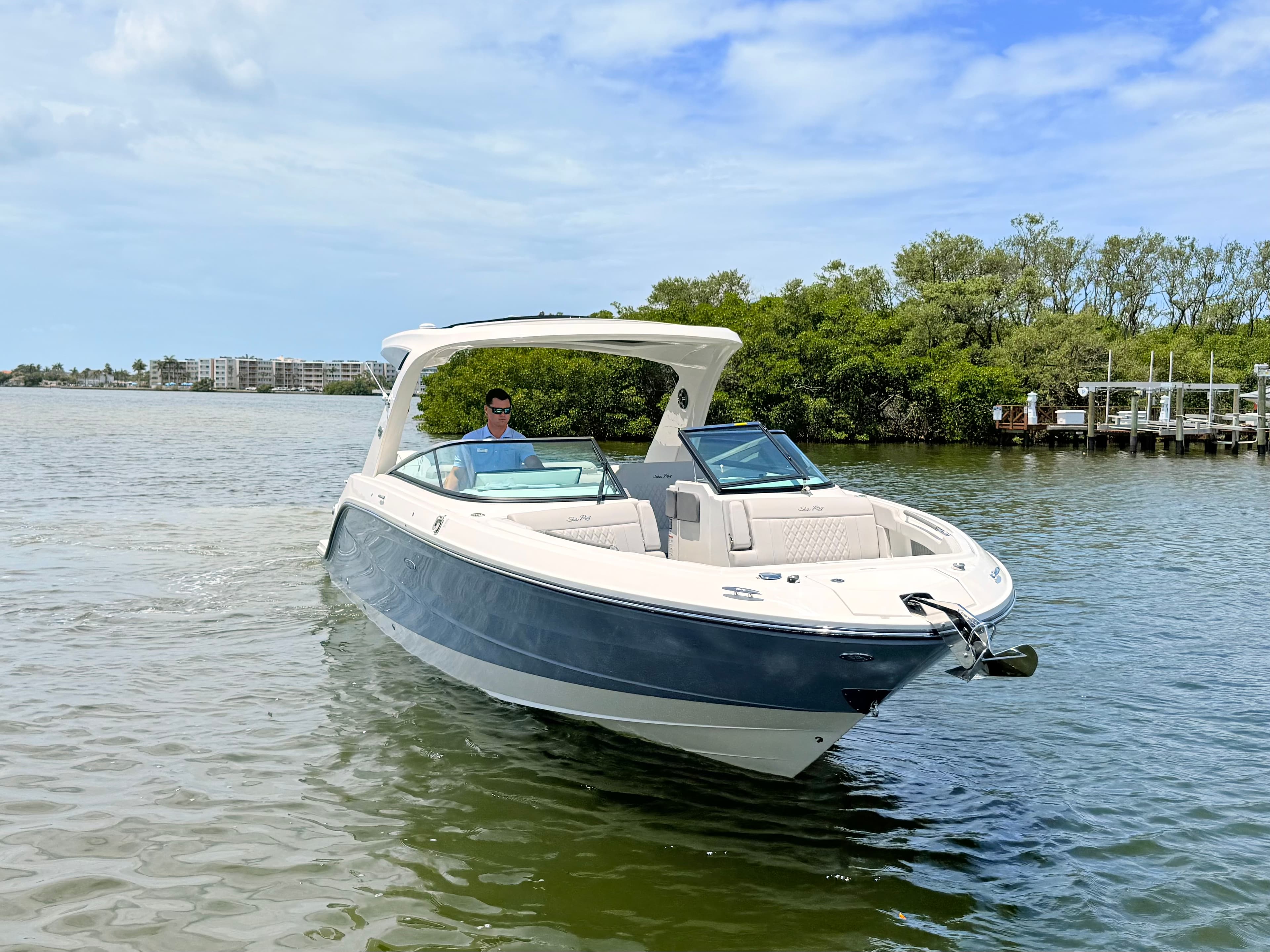 2026 Sea Ray SLX 310 Outboard for Sale in St Petersburg, FL Bowrider 3