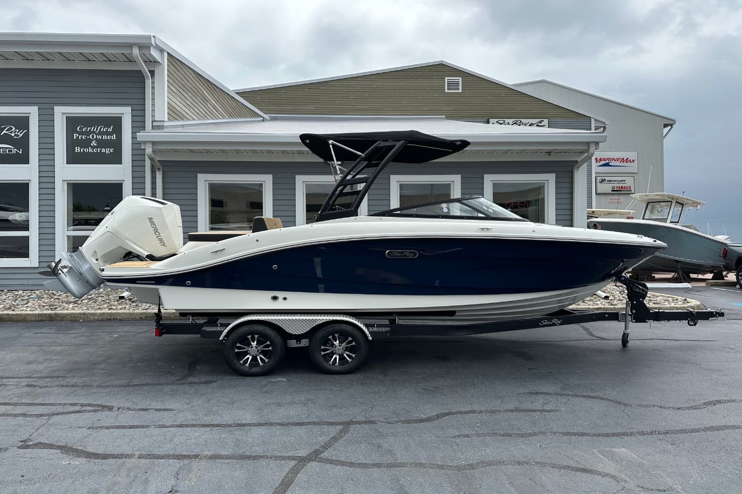 2027 Sea Ray SPX 210 Outboard in vendita a Somers Point, New Jersey Bowrider