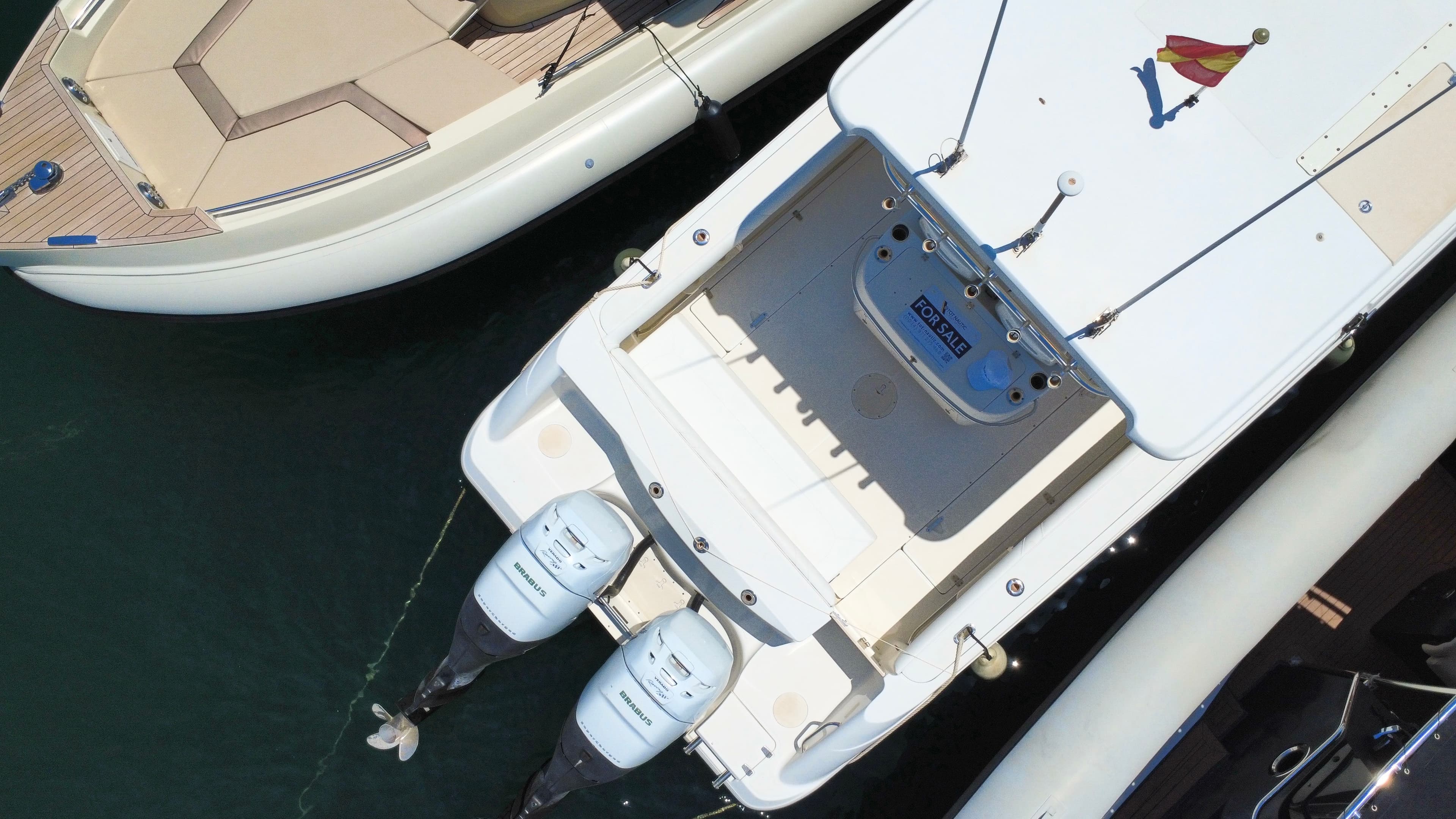 2005 Boston Whaler 320 Outrage zum Verkauf in Portals Nous, ES Center Console 3
