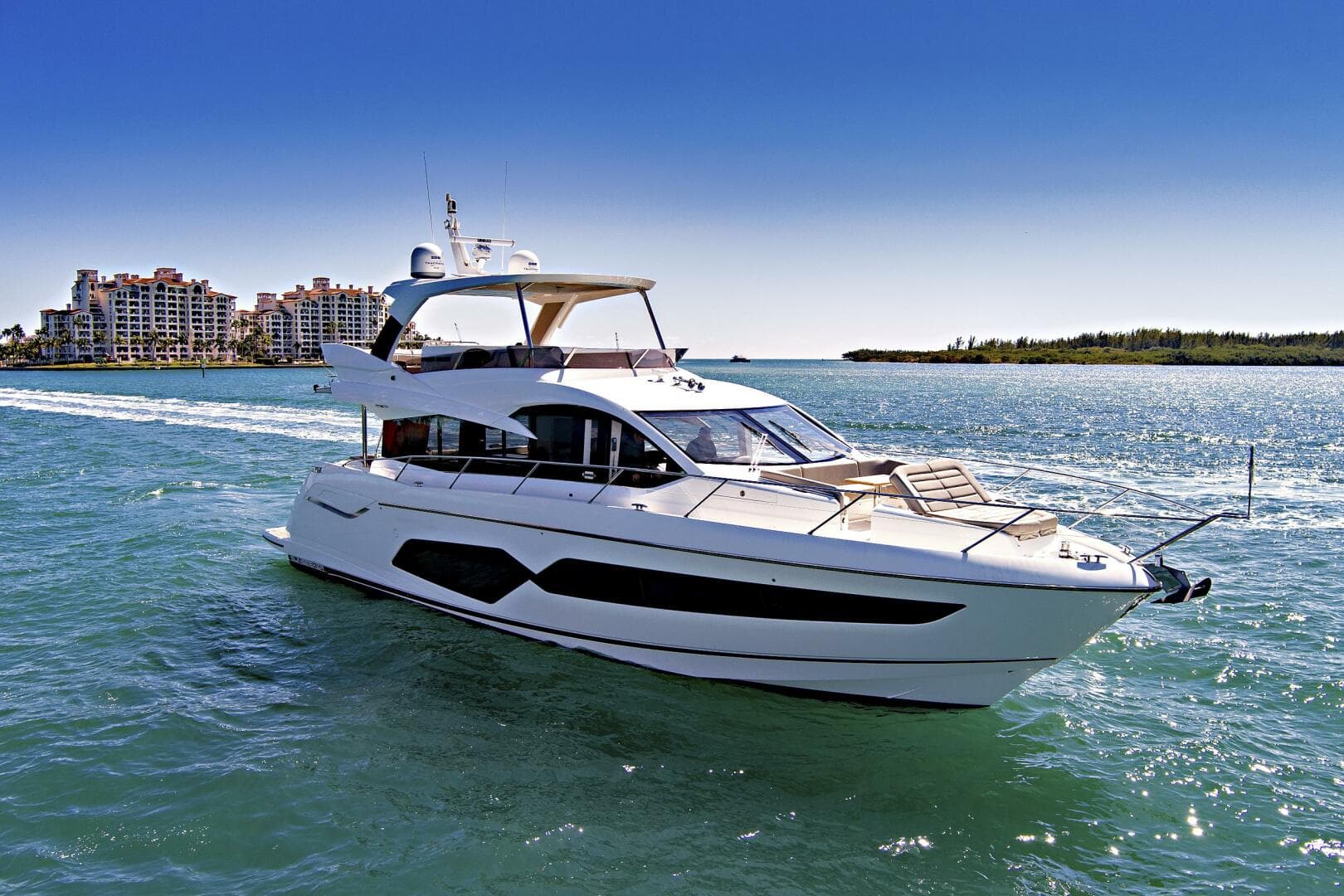 2019 Sunseeker Manhattan 66 for Sale in Miami Beach, Florida Motor Yacht 4