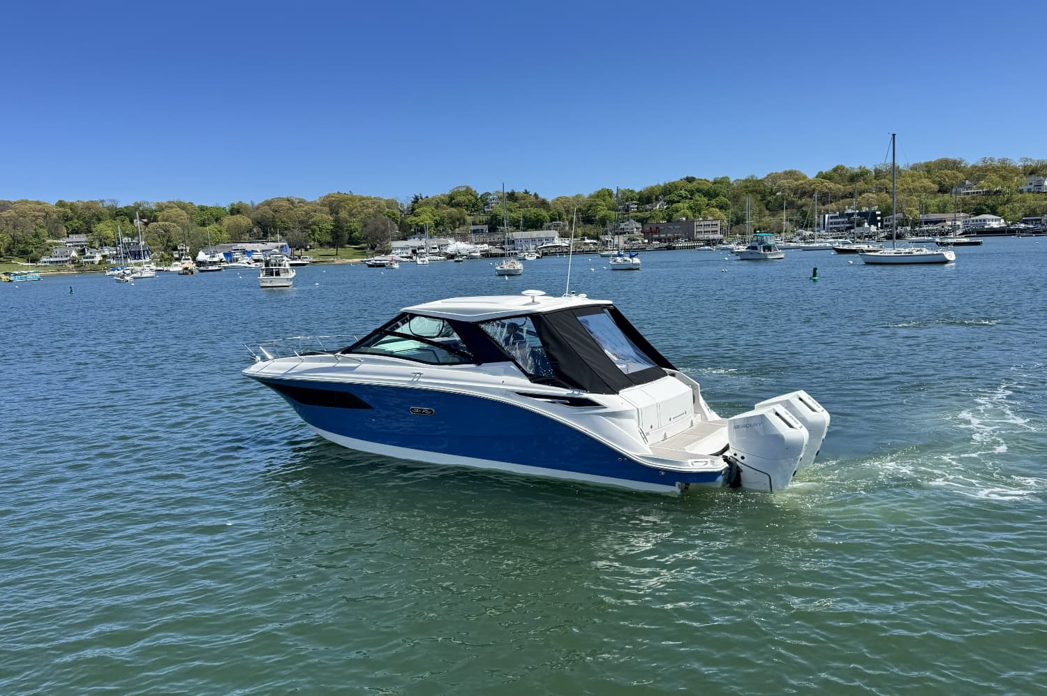 2026 Sea Ray Sundancer 320 Outboard zum Verkauf in Huntington, NY Express Cruiser 3
