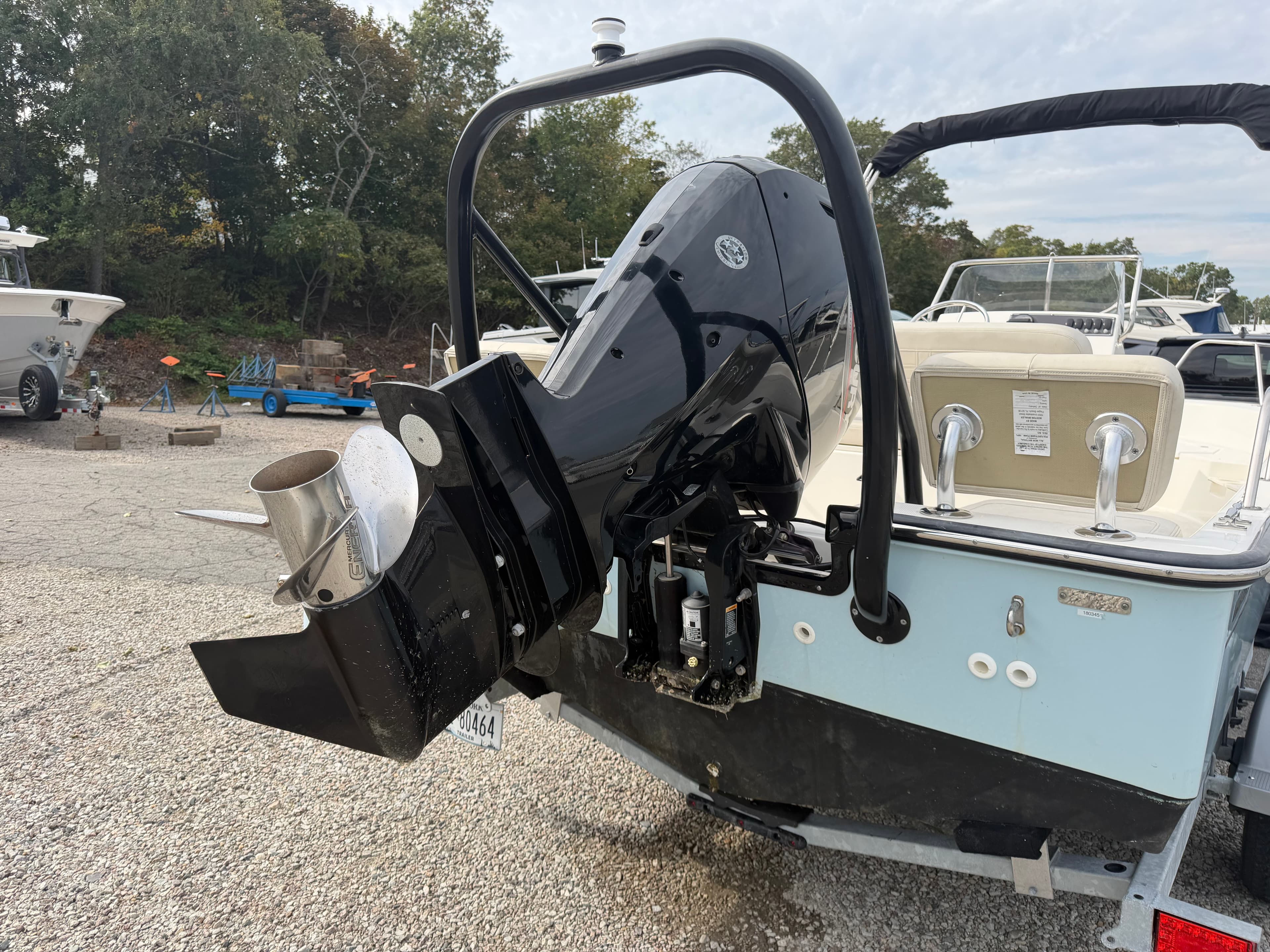 2023 Boston Whaler 170 Montauk a la venta en Quincy, MA Center Console 5
