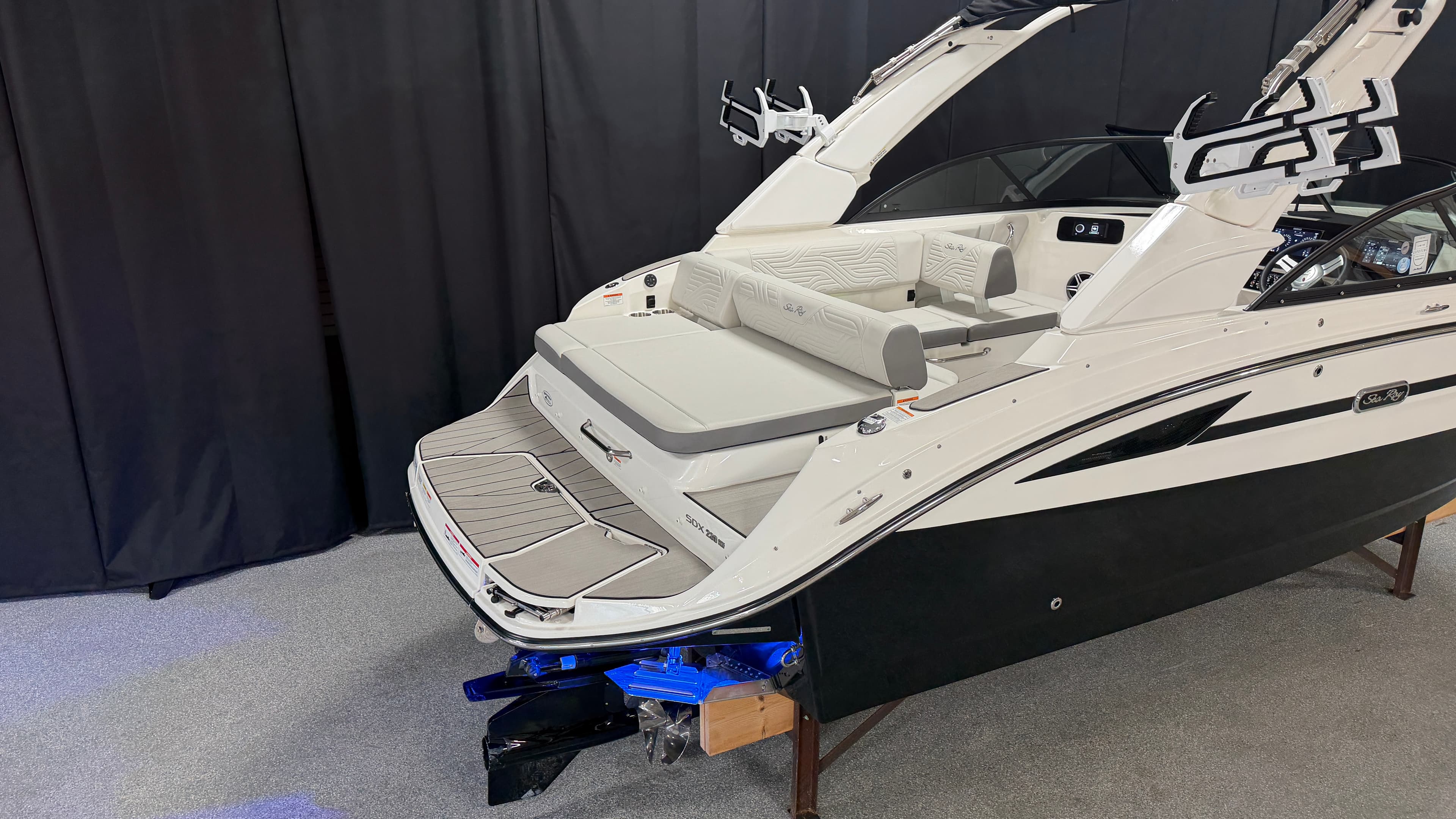 2026 Sea Ray SDX 230 Surf a la venta en Nisswa, Minnesota Bowrider 5