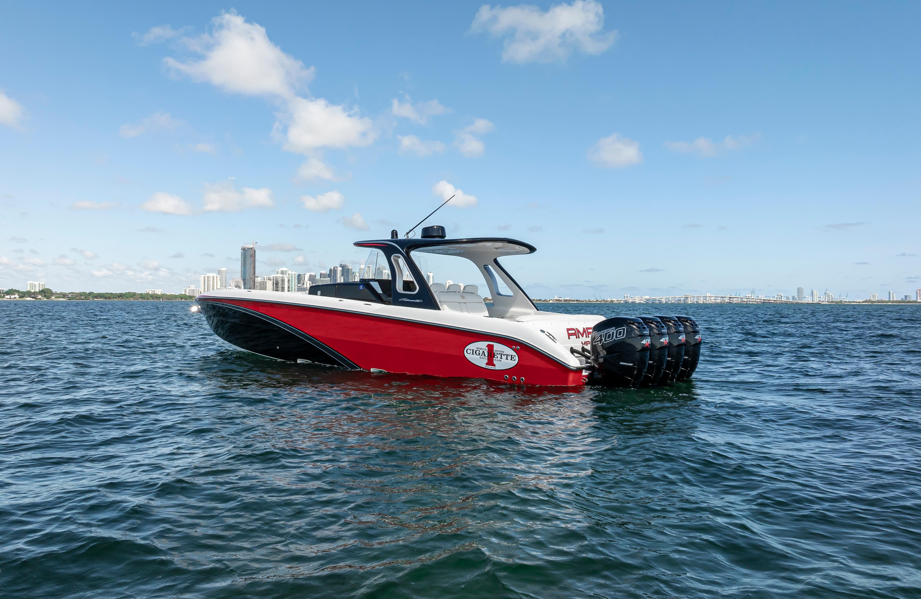 2016 Cigarette Racing 41' GTR for Sale in Miami, Florida Center Console 2