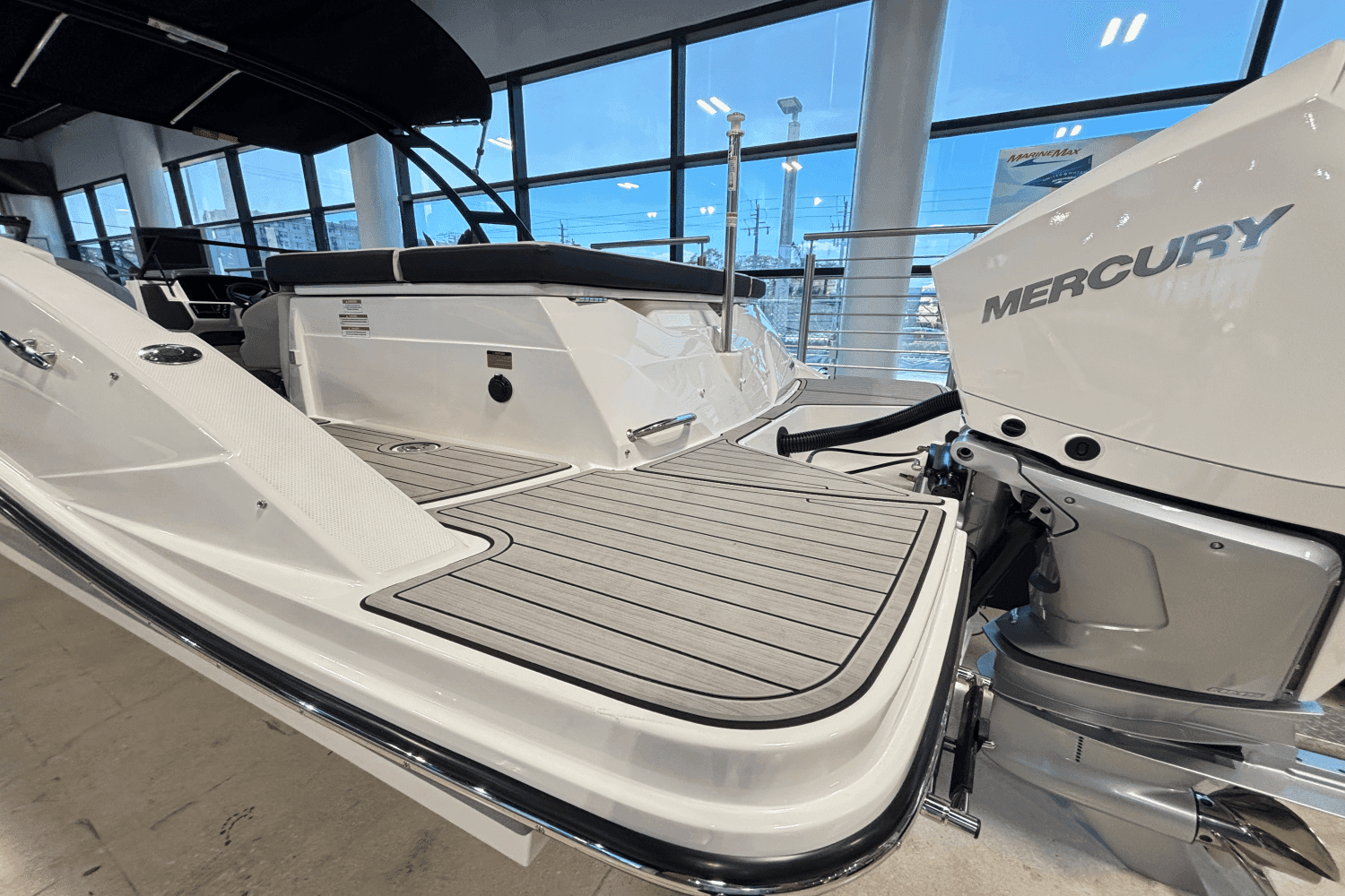 2025 Sea Ray SPX 230 Outboard zum Verkauf in Pompano Beach, FL Bowrider 5
