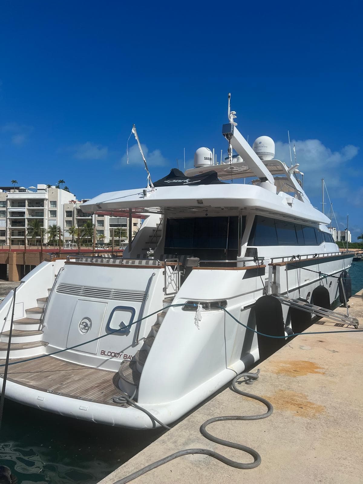 2001 Falcon 106 for Sale in Miami, Florida Flybridge 4