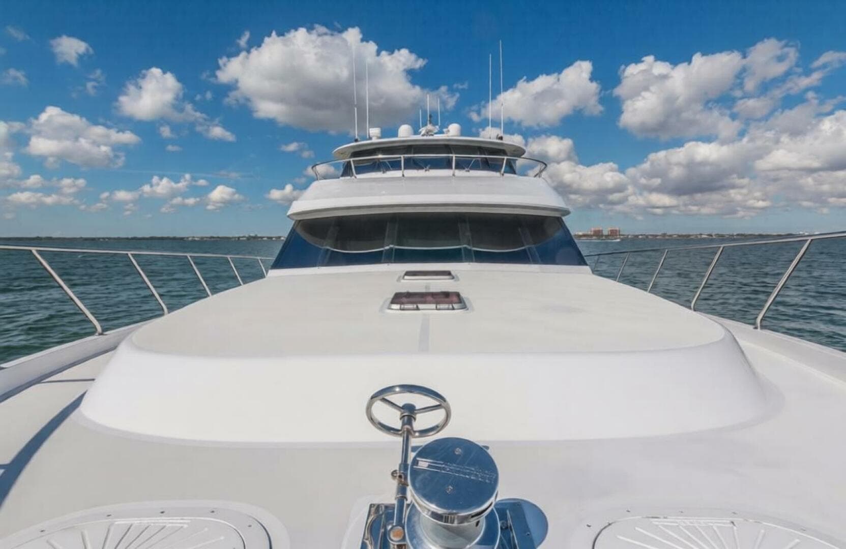 2008 Ocean Alexander 100 Skylounge Megayacht a la venta en Fort Lauderdale, Florida Megayacht 2