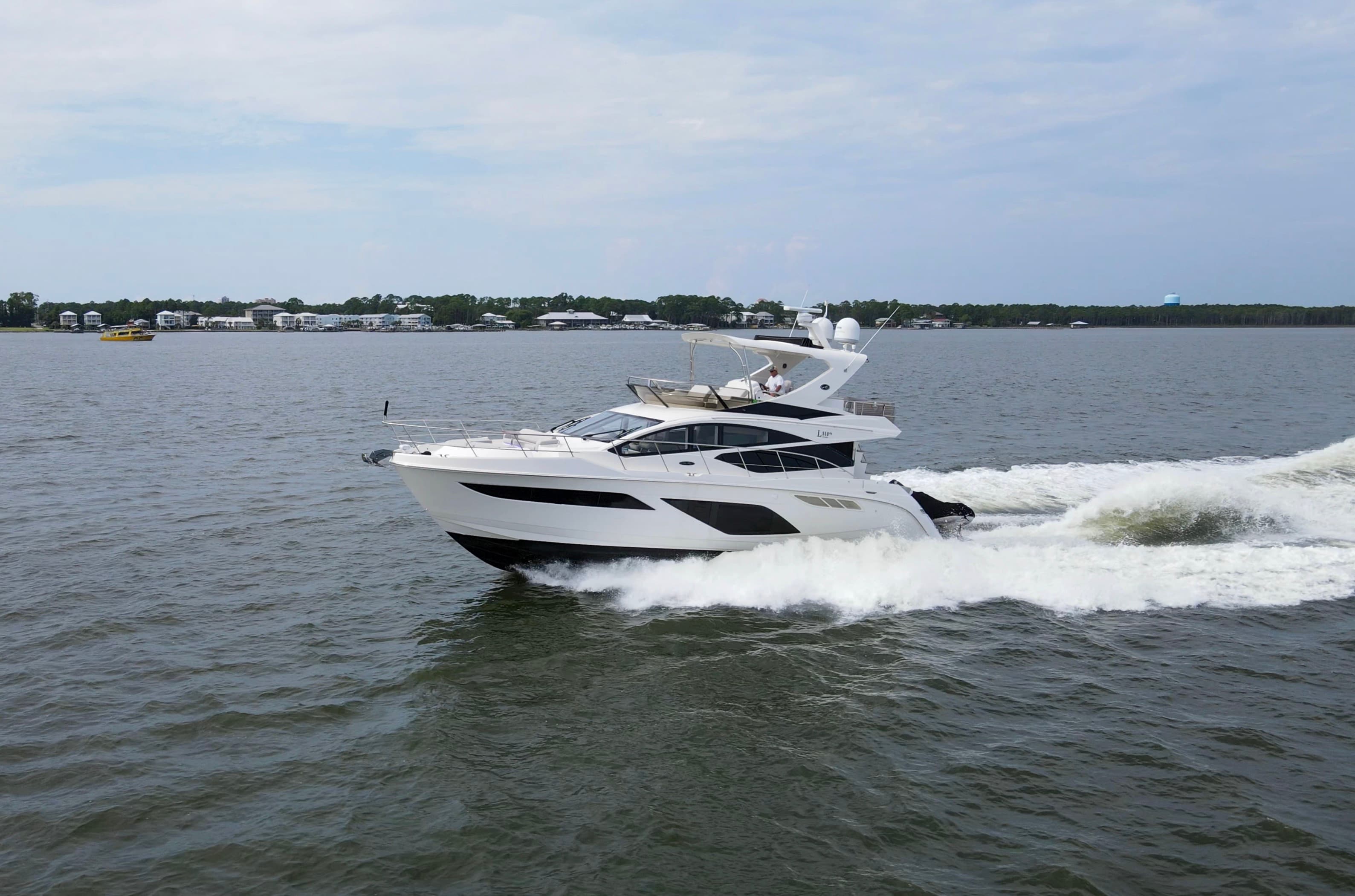 2018 Sea Ray L550 for Sale in Pensacola, Florida Express Cruiser