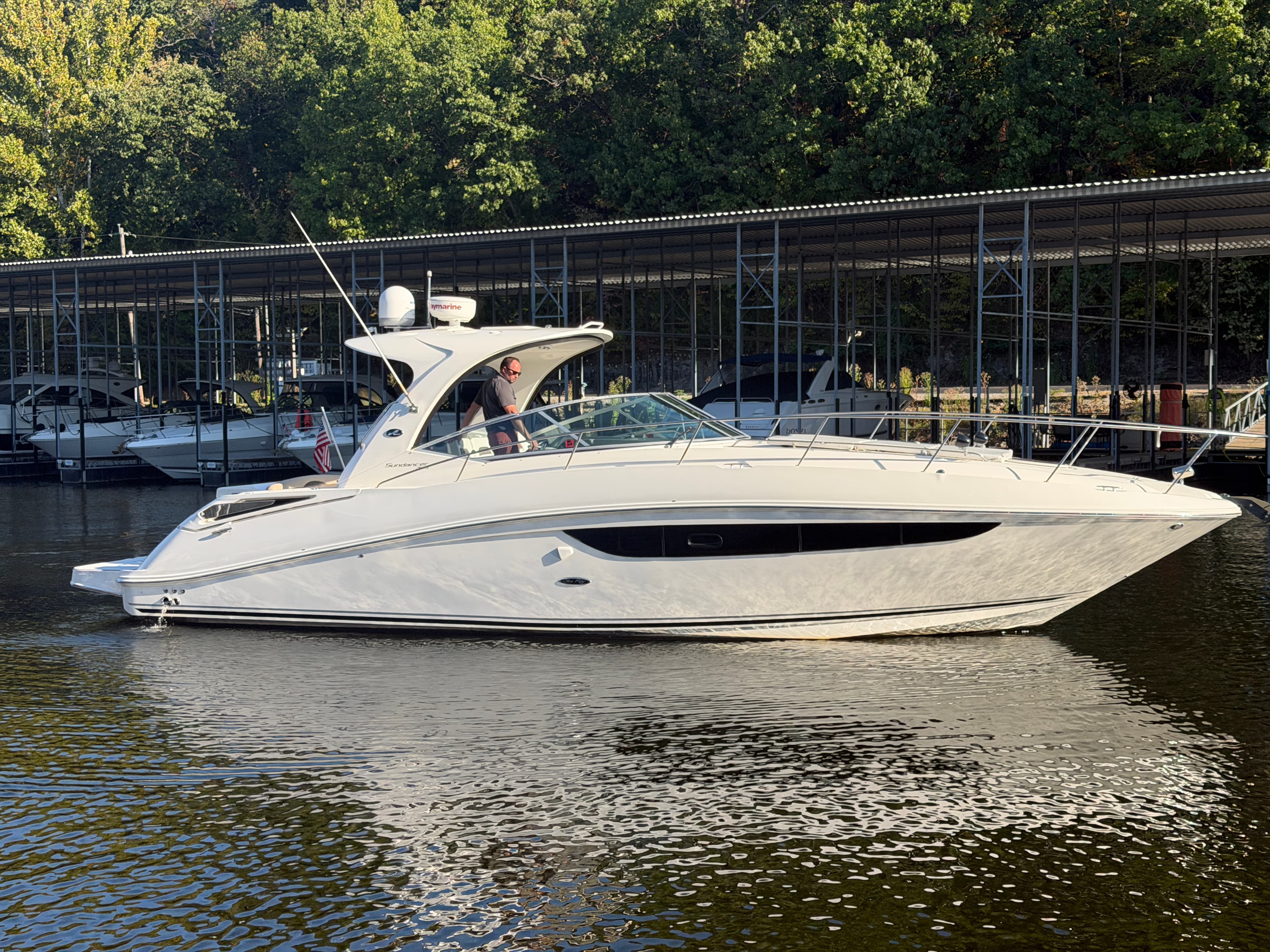 2016 Sea Ray Sundancer 370 zum Verkauf in Lake Ozark, MO Cruiser