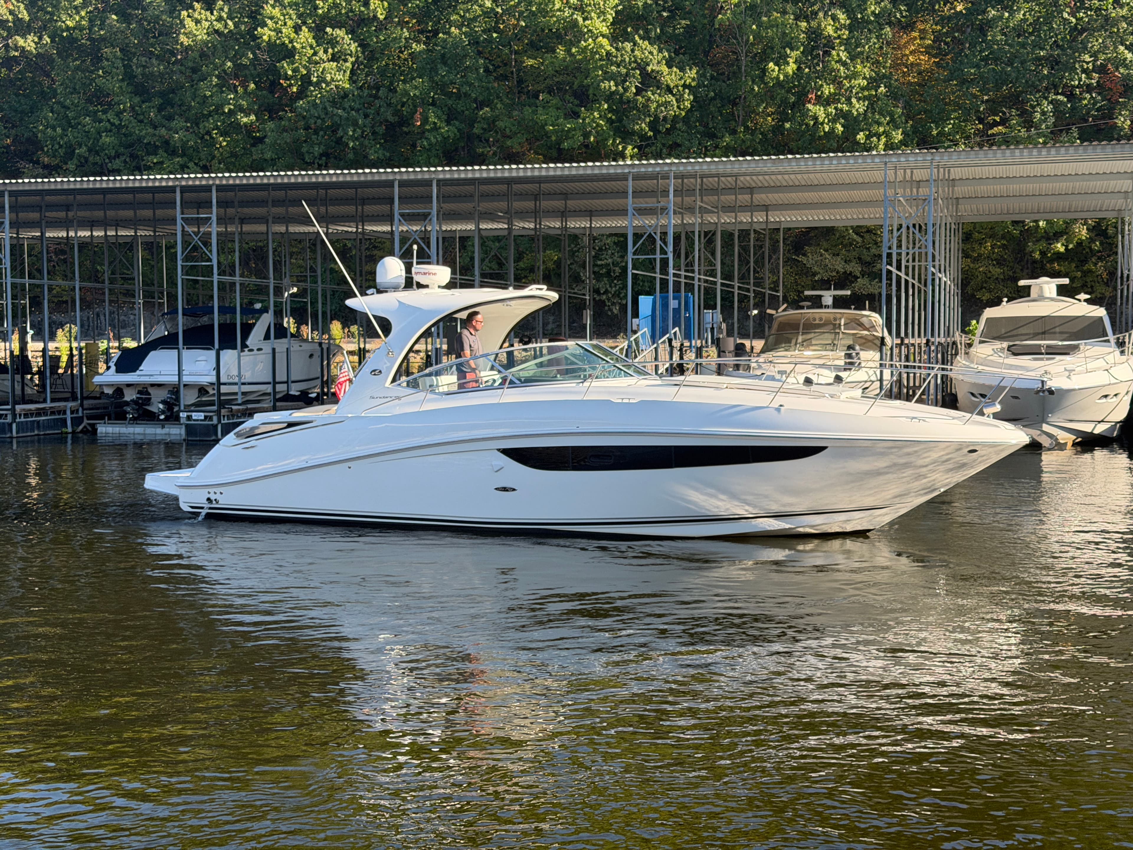 2016 Sea Ray Sundancer 370 zum Verkauf in Lake Ozark, MO Cruiser 2