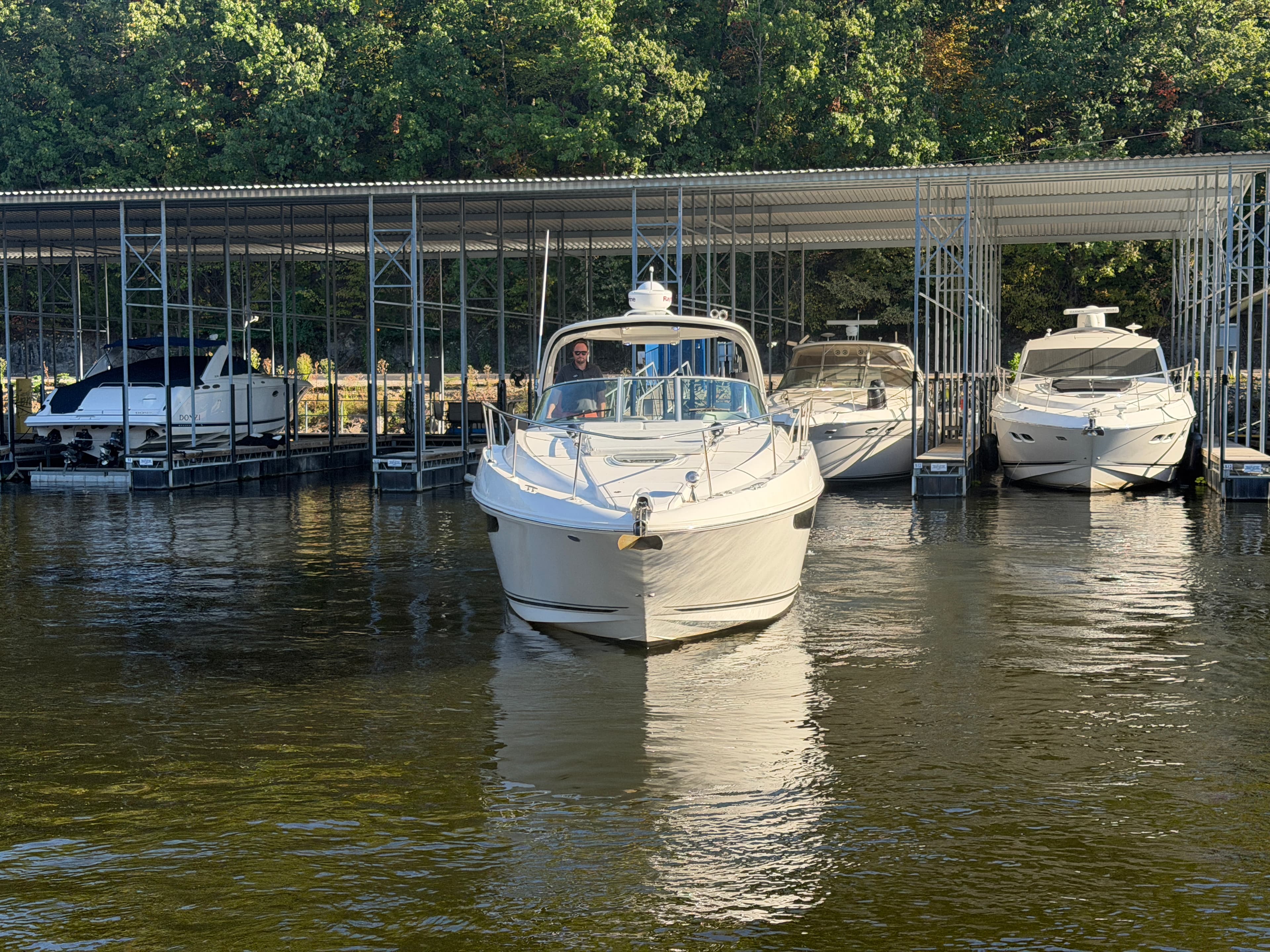 2016 Sea Ray Sundancer 370 zum Verkauf in Lake Ozark, MO Cruiser 5