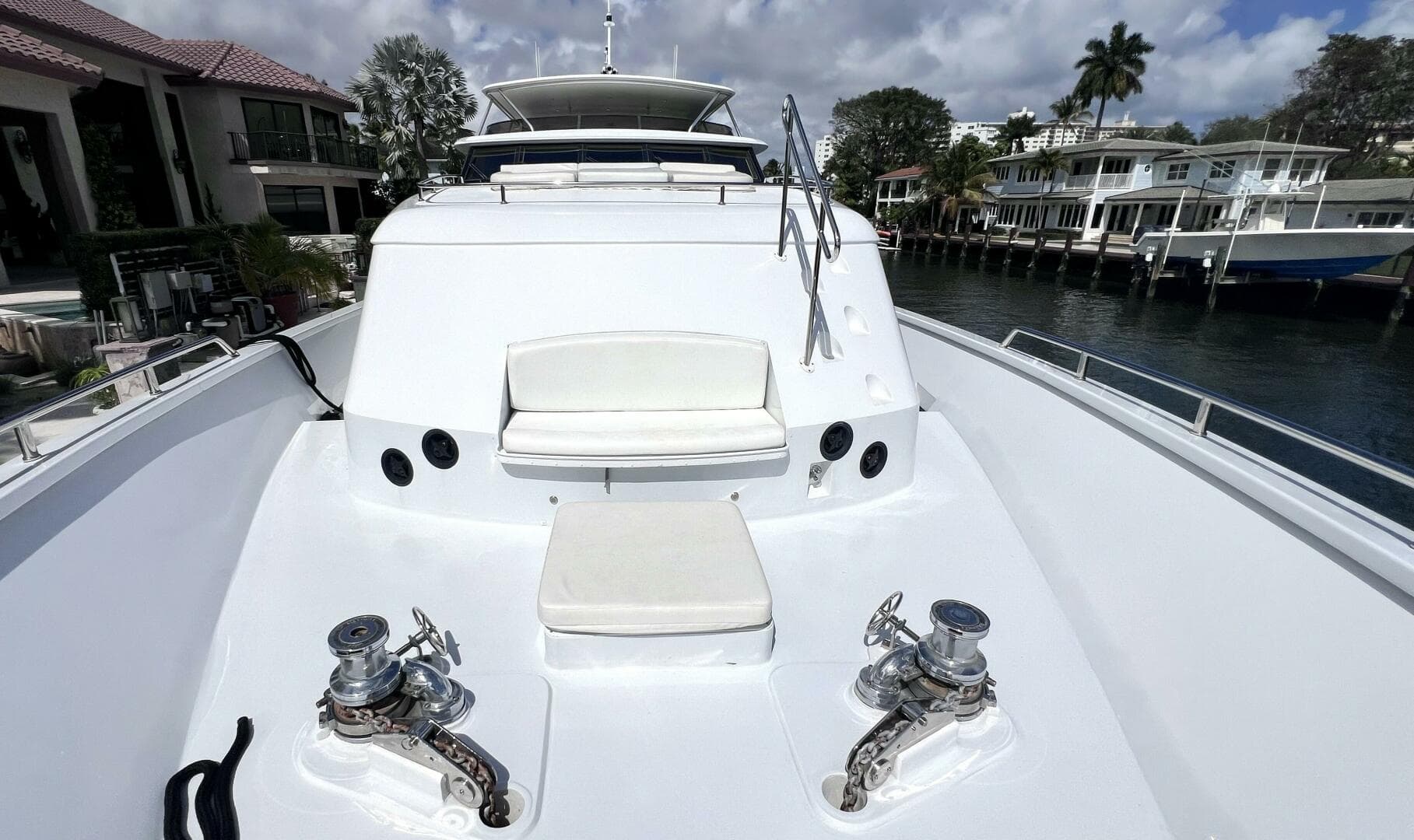 2002 Broward 120' zum Verkauf in Fort Lauderdale, Florida Megayacht 3