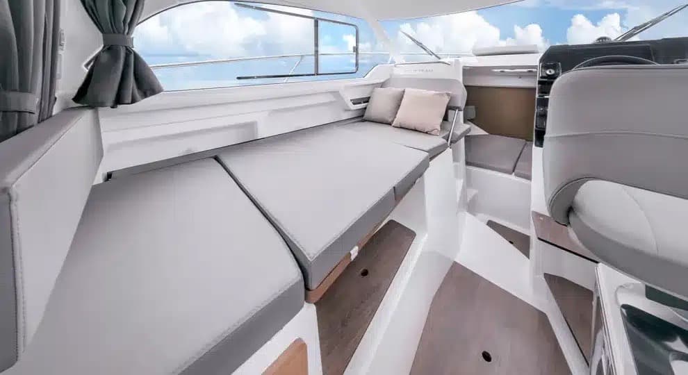 2026 Beneteau Antares 8 à vendre à Viladamat, ES Pilothouse 3